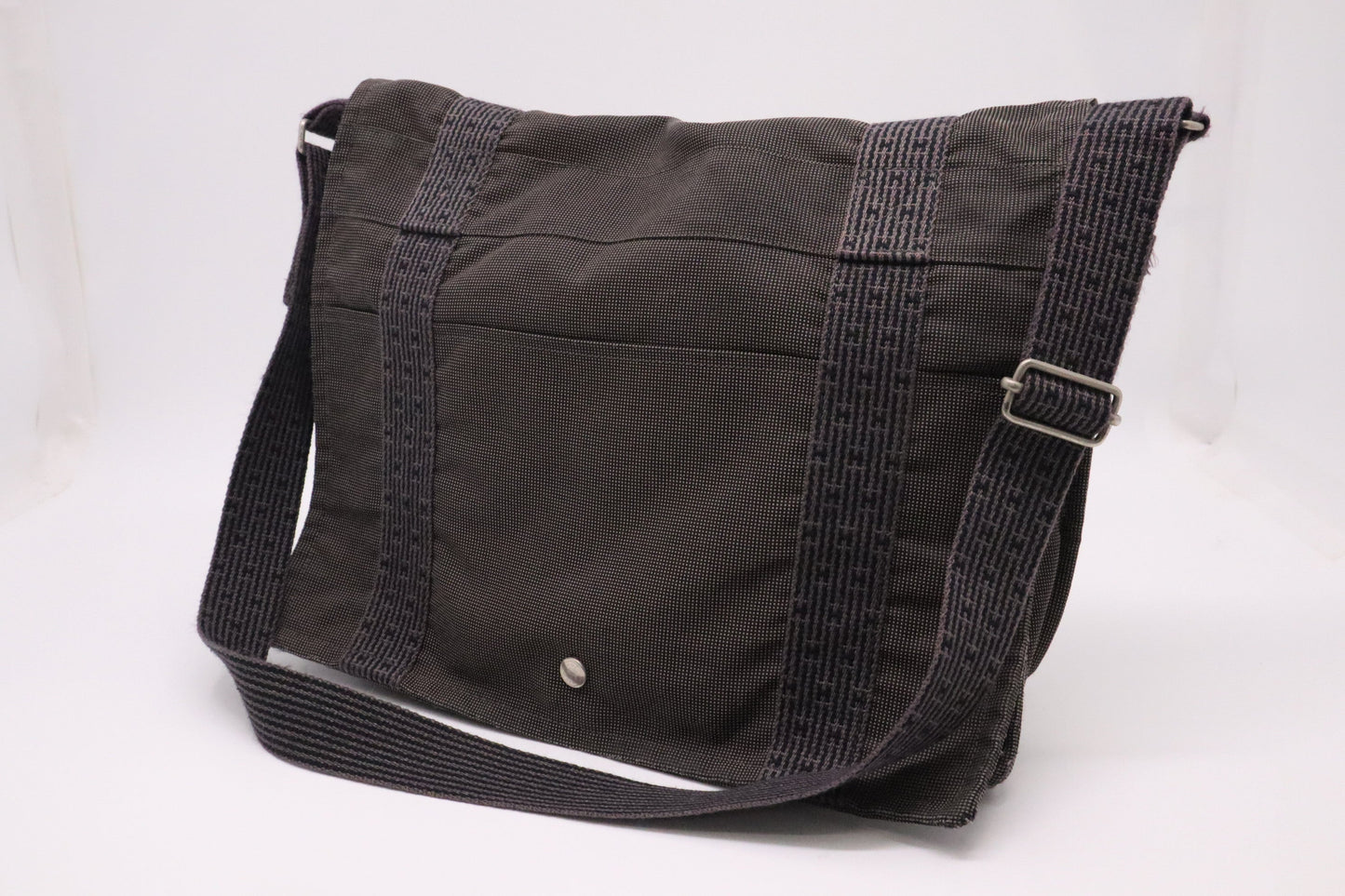 Hermes Herline Bassas Shoulder Bag in Grey Canvas