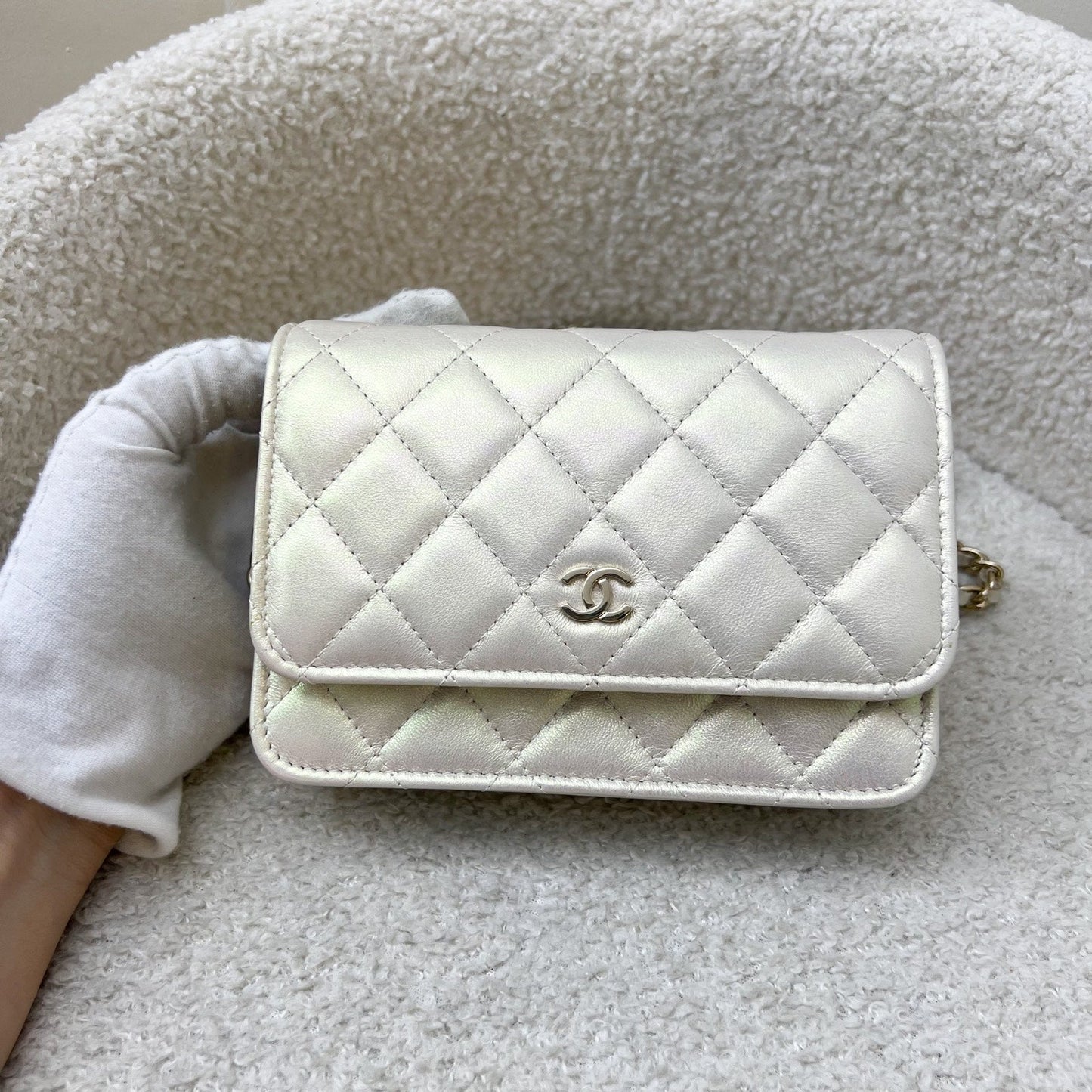 Chanel Mini Wallet On Chain WOC in 20B Iridescent Ivory Lambskin and LGHW (Model: AP1649) Crossbody