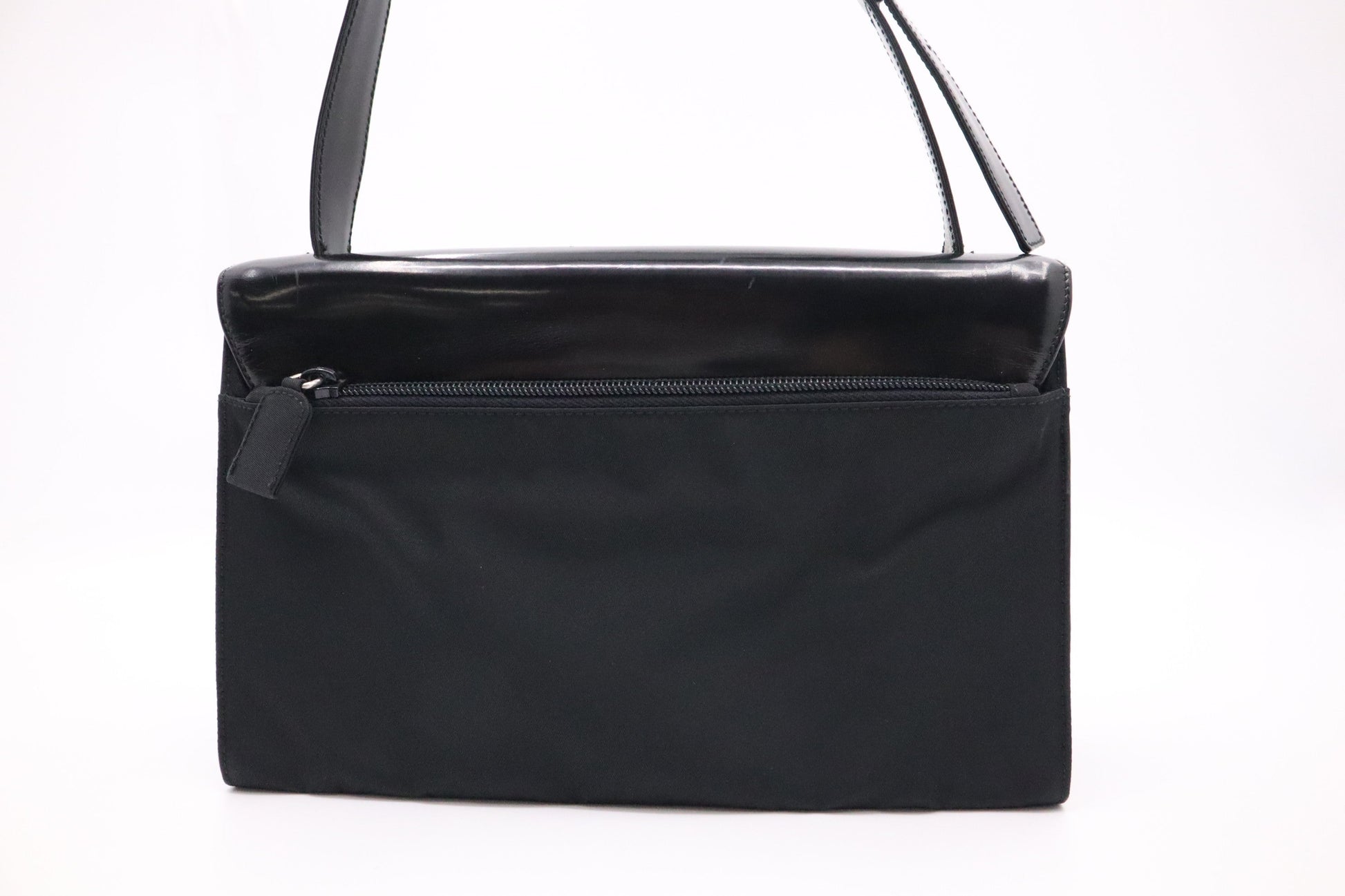 Prada Shoulder Bag in Black Patent Leather and Nylon