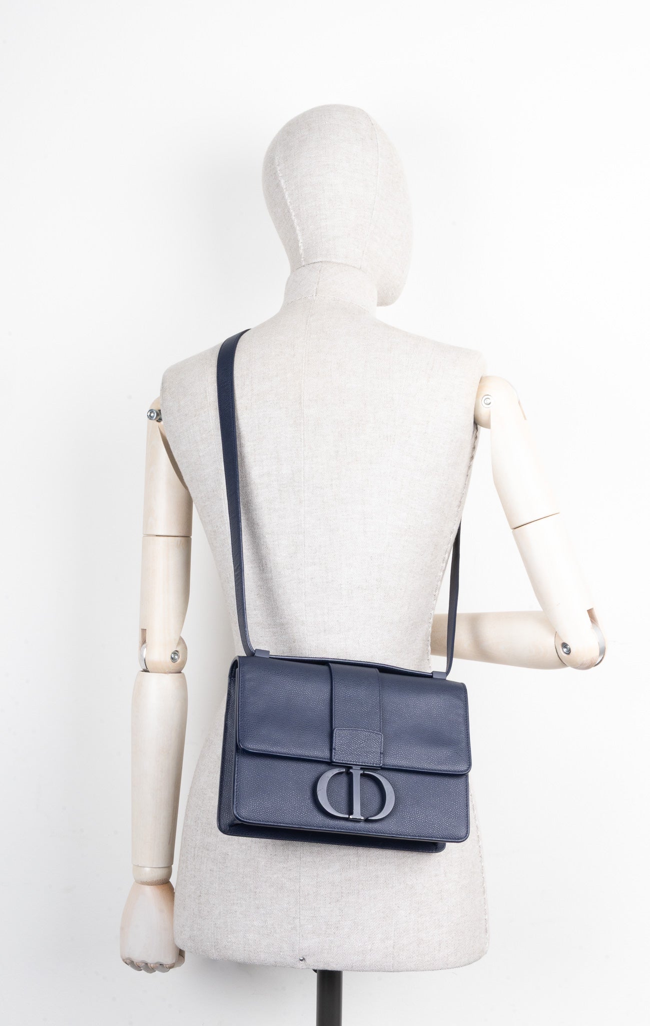 CHRISTIAN DIOR 30 Montaigne Flap Bag Navy