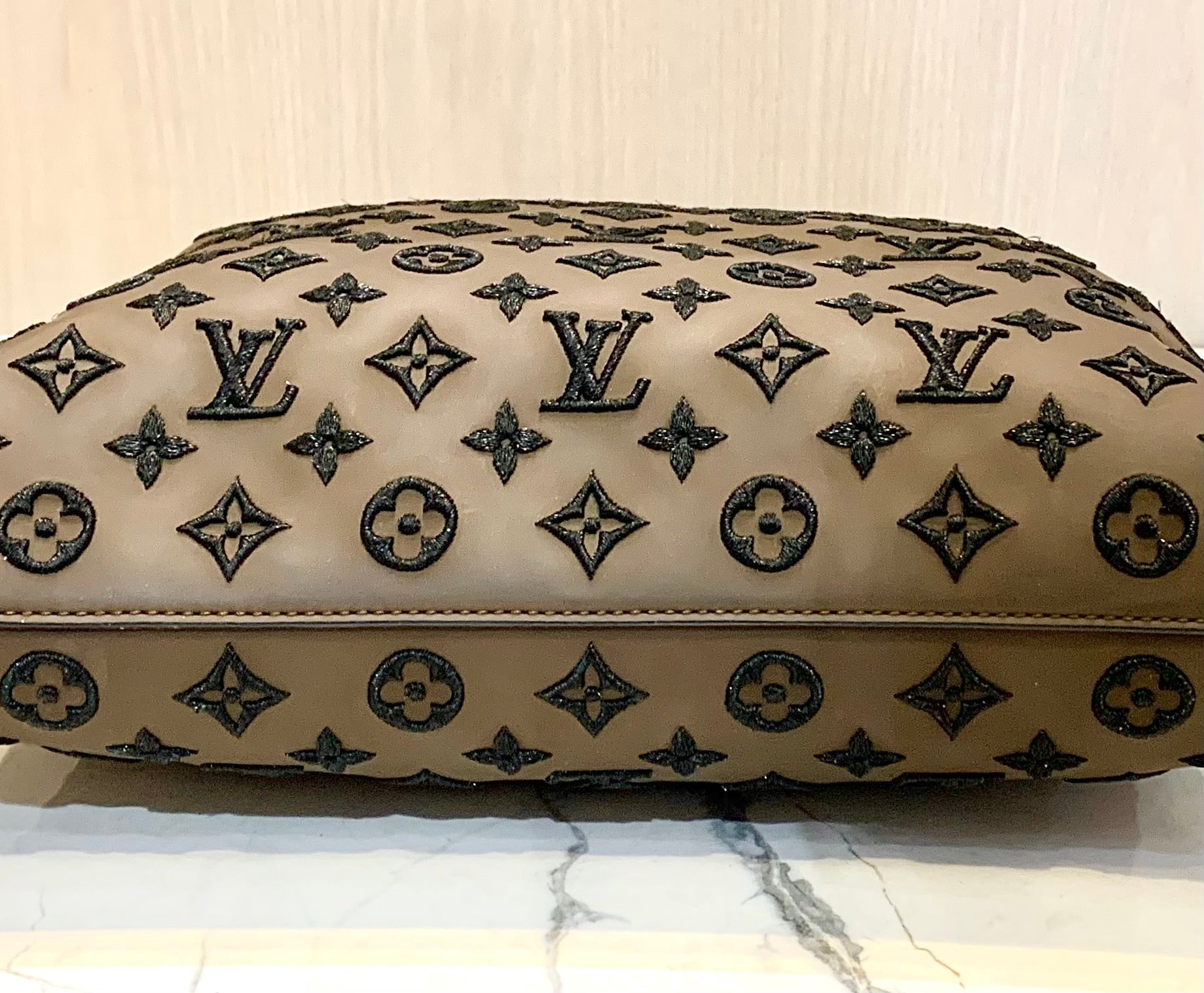 LOUIS VUITTON LOCKIT BAG - LIMITED EDITION