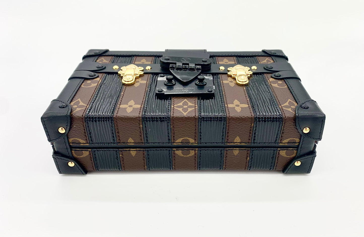 LOUIS VUITTON PETIT MONOGRAM MALLE TRUNK