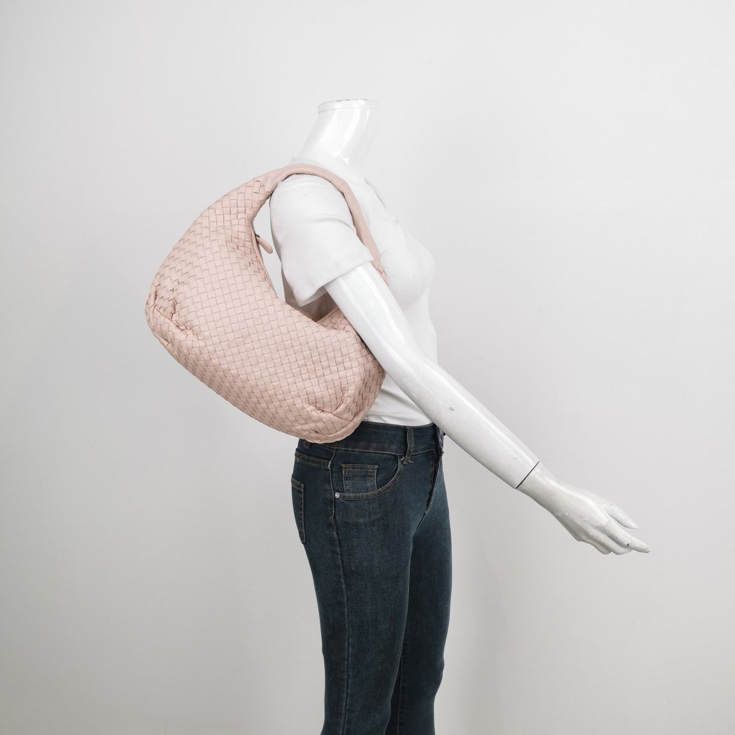 Bottega Veneta Belly Hobo Intrecciato Light Pastel Pink Nappa Leather Medium