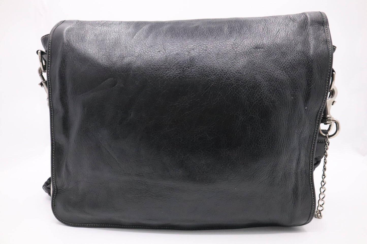 Gucci Crest Chain Messenger Bag in Black Leather