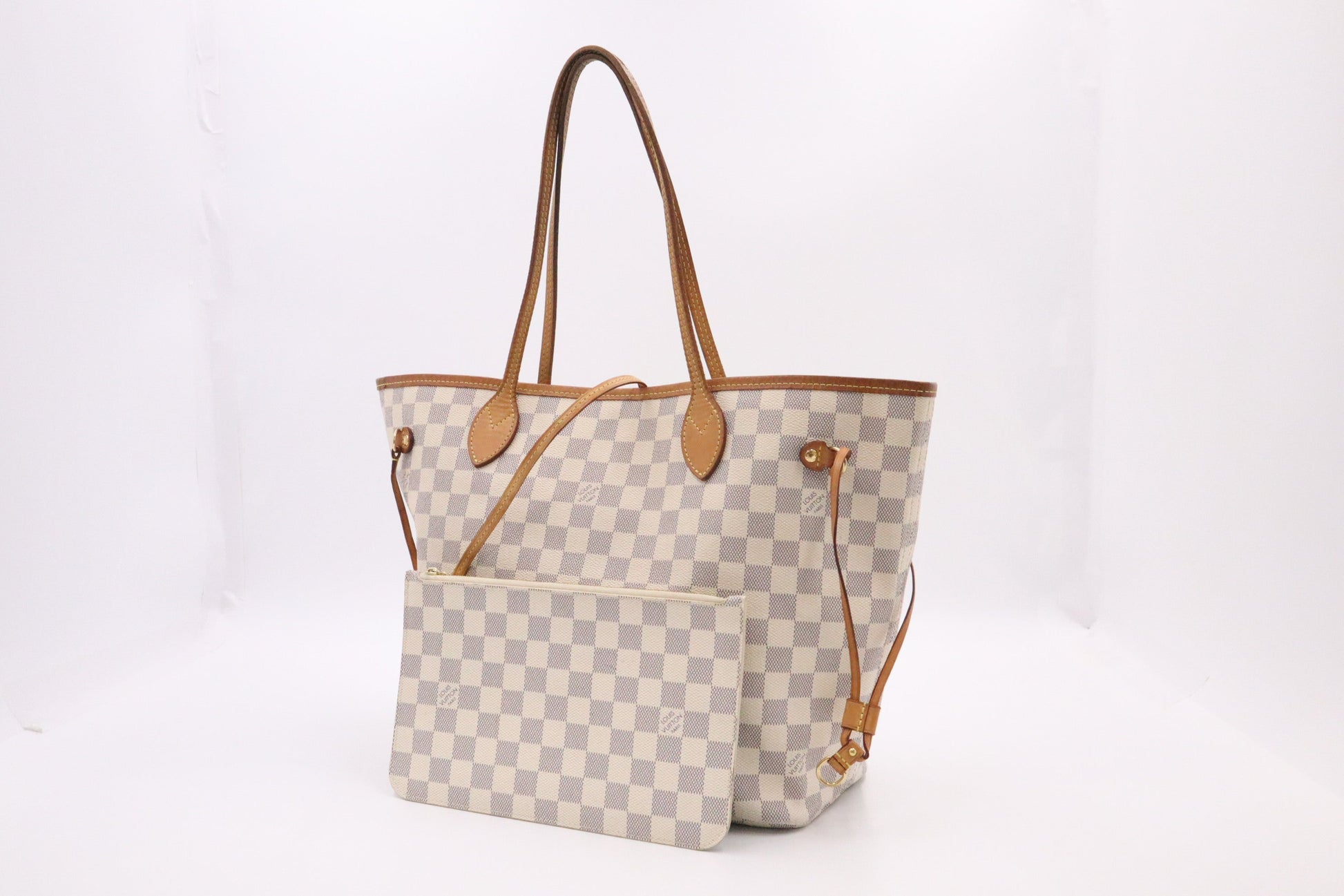 Louis Vuitton Neverfull MM in Damier Azur Canvas