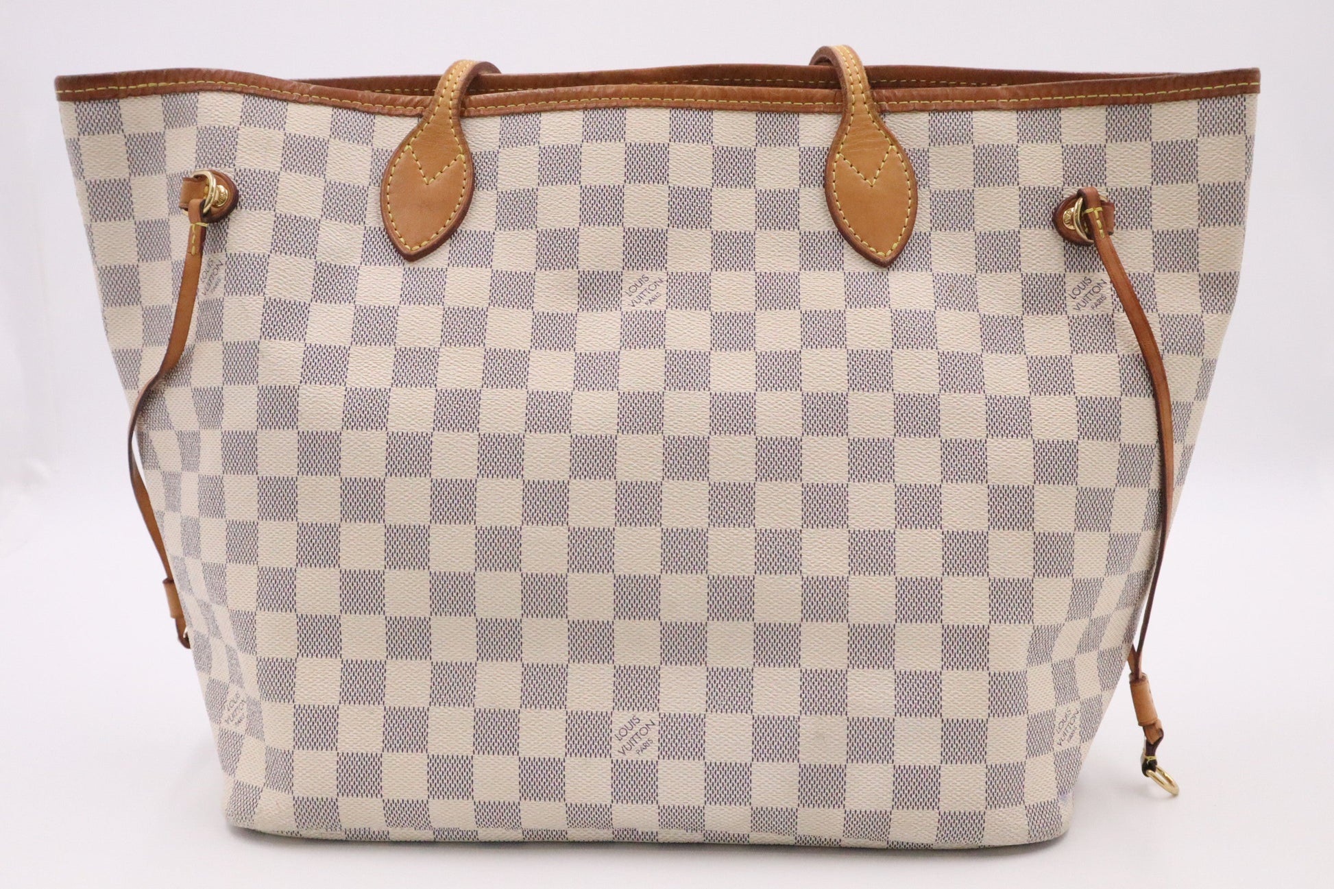 Louis Vuitton Neverfull MM in Damier Azur Canvas