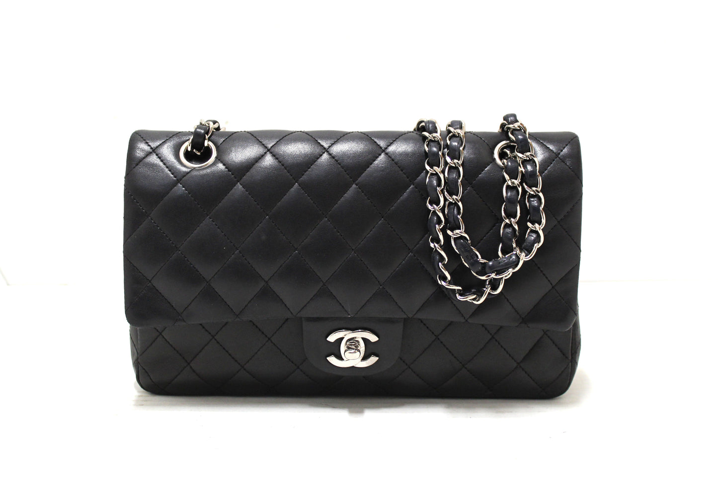 Chanel Black Lambskin Leather Medium Classic Flap Chain Bag