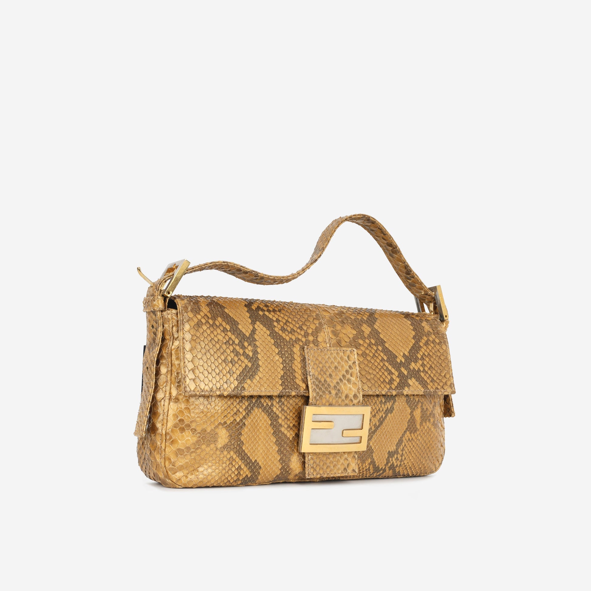 Fendi medium baguette