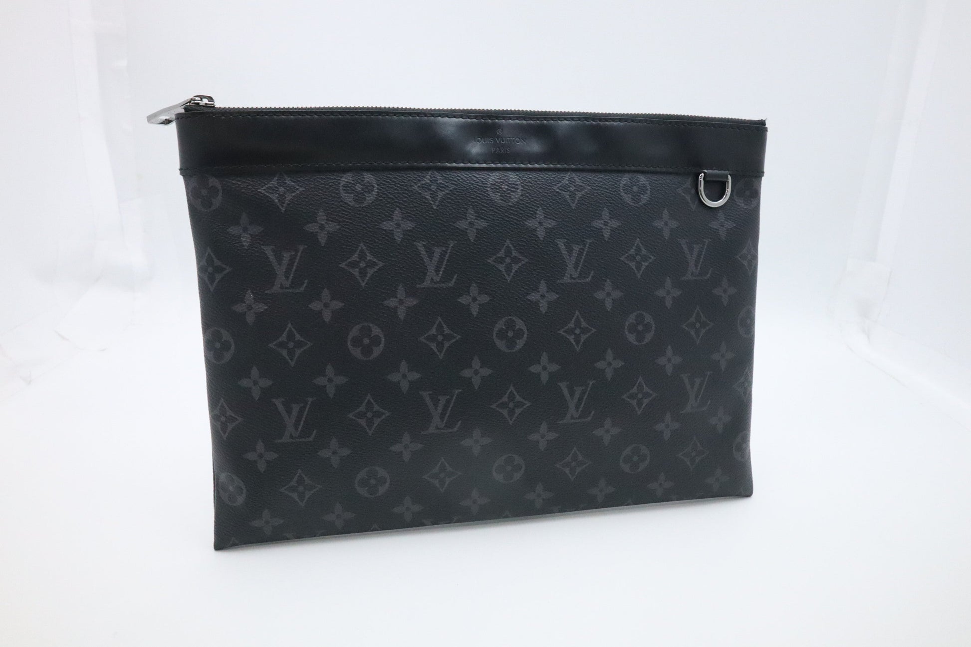 Louis Vuitton Pochette Discovery in Eclipse Monogram Canvas
