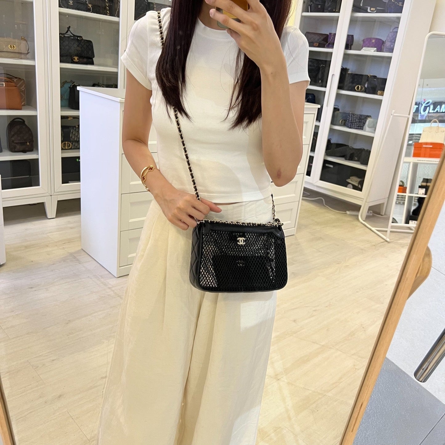 Chanel 25S Clutch on Chain in Black Mesh and LGHW (Model: AP4572)