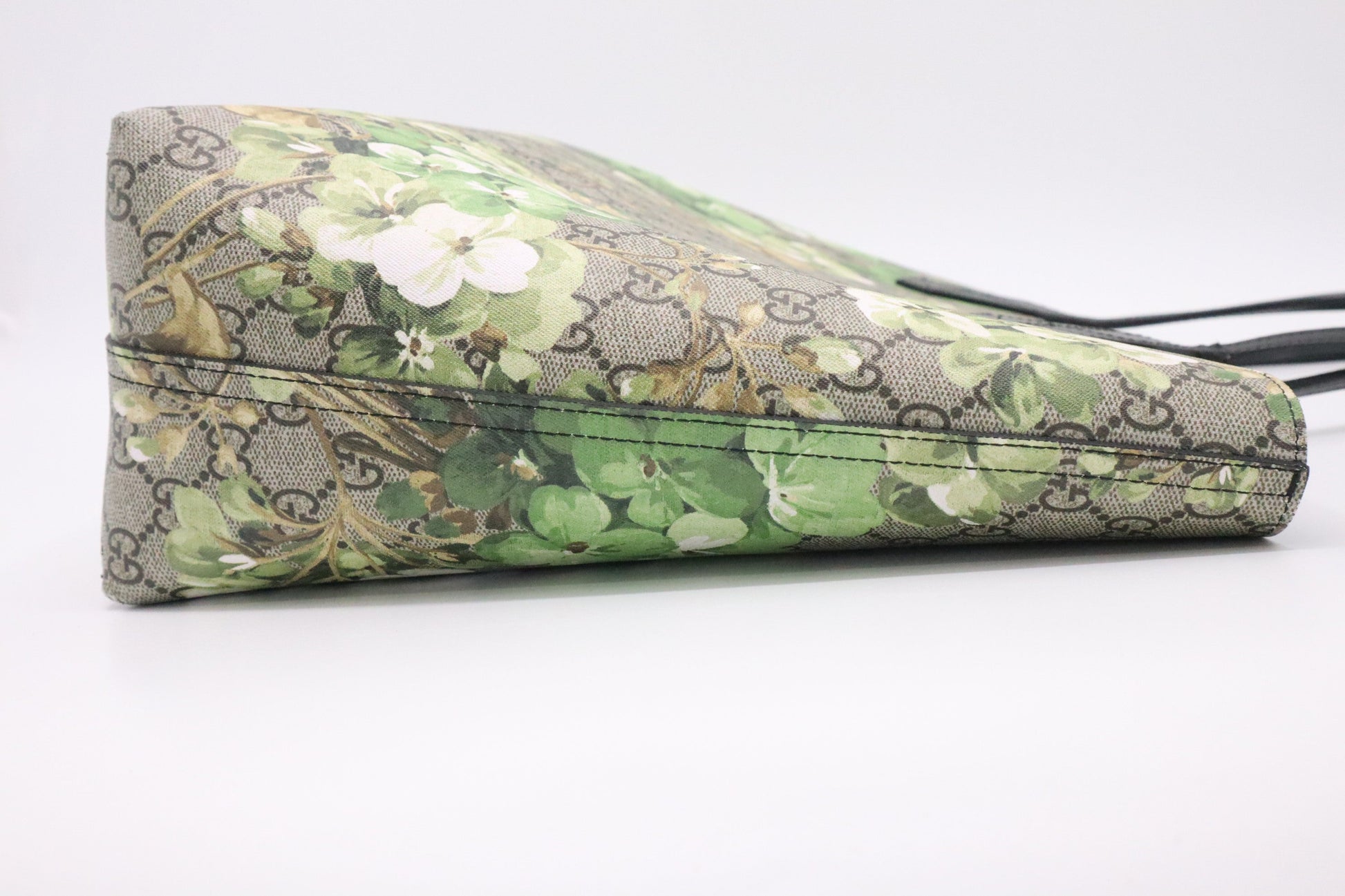 Gucci Reversible Tote in Green Blooms GG Supreme Canvas