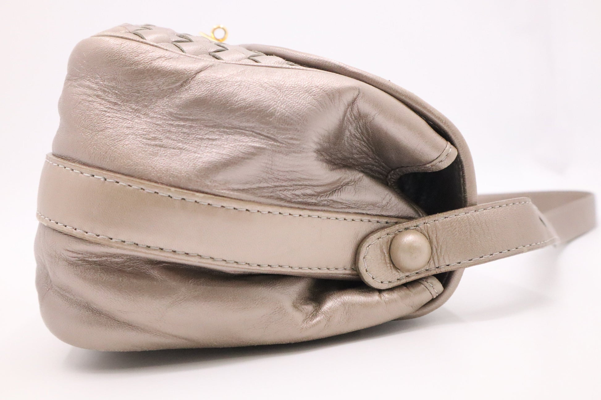 Bottega Veneta Shoulder Bag in Greige Metallic Intrecciato Leather