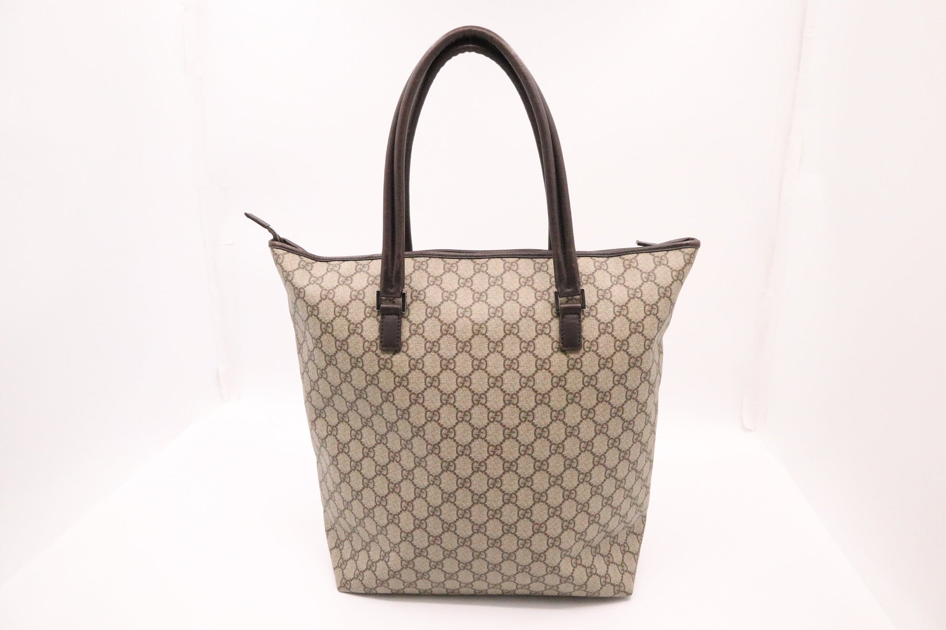 Gucci Tote Bag in GG Supreme Canvas