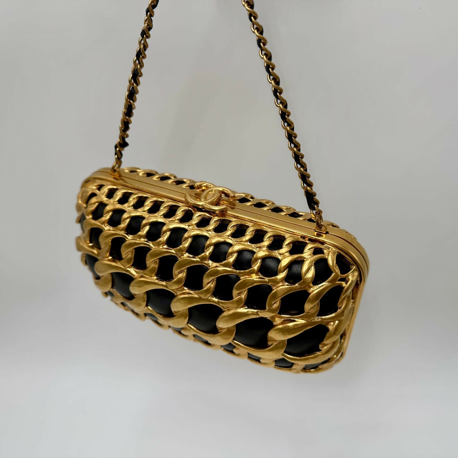 Chanel Pre-Fall 2019 Lambskin Gold Metal Clutch