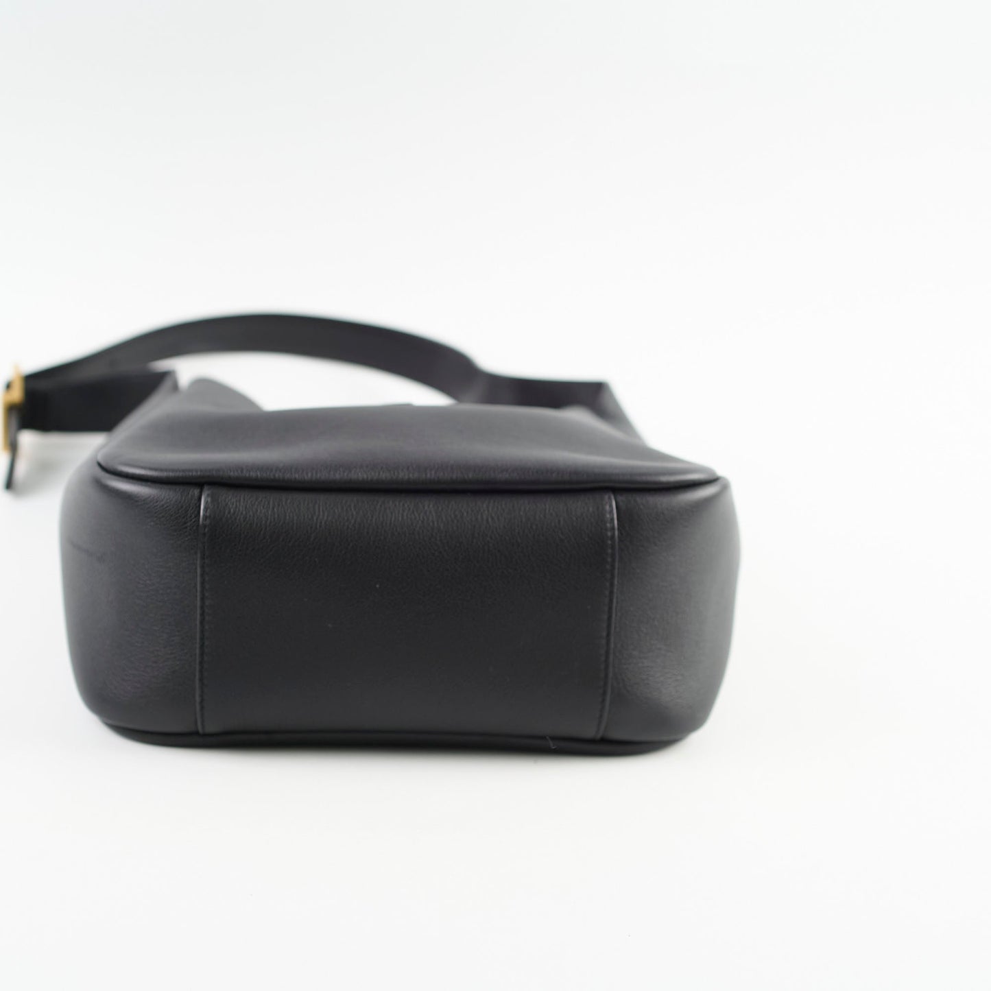 Saint Laurent LE 5 ÃÂ  7 Supple Small Black