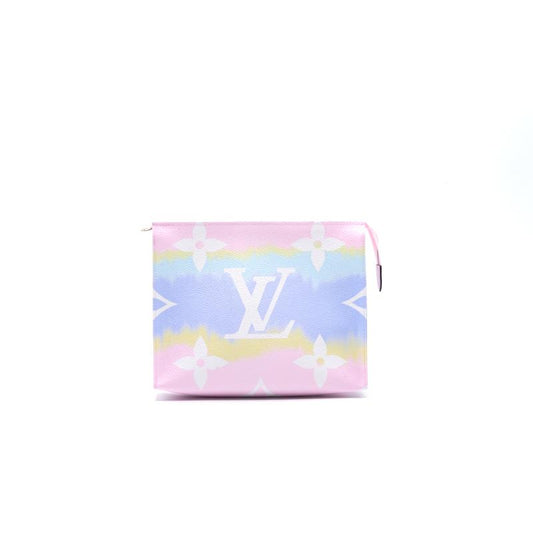 Louis Vuitton Escale toiletry pouch 26