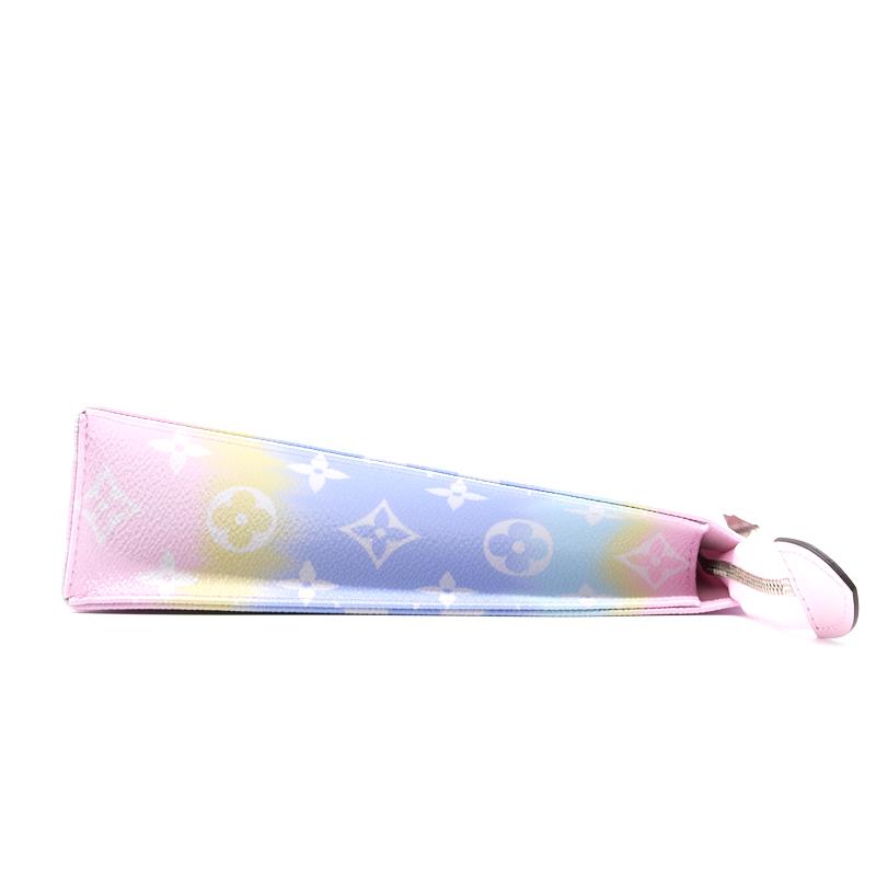 Louis Vuitton Escale toiletry pouch 26