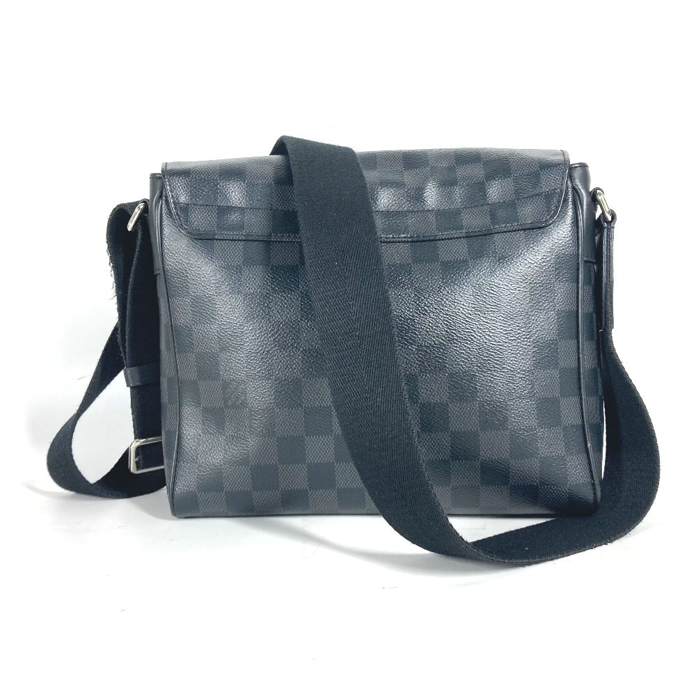 LOUIS VUITTON Shoulder Bag Damier Grafitto Canvas black Damier Grafitte District PM NM