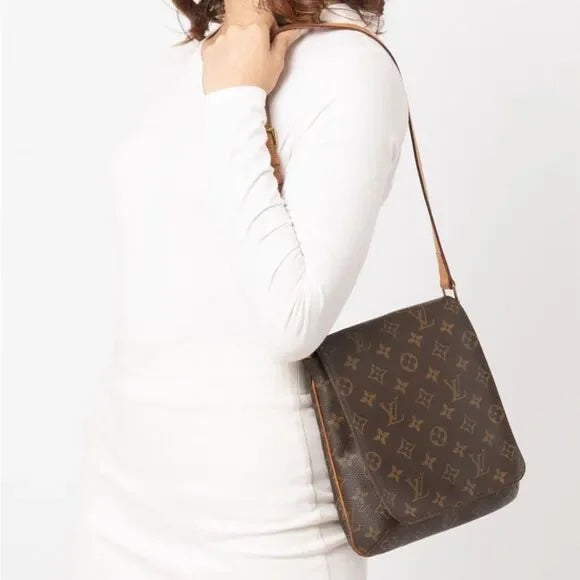  LOUIS VUITTON MONOGRAM MUSETTE GM CROSSBODY BAG