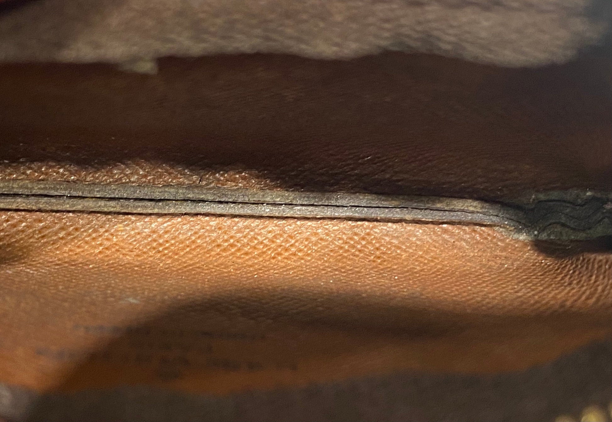 LOUIS VUITTON POCHETTE CLES MONOGRAM KEY POUCH