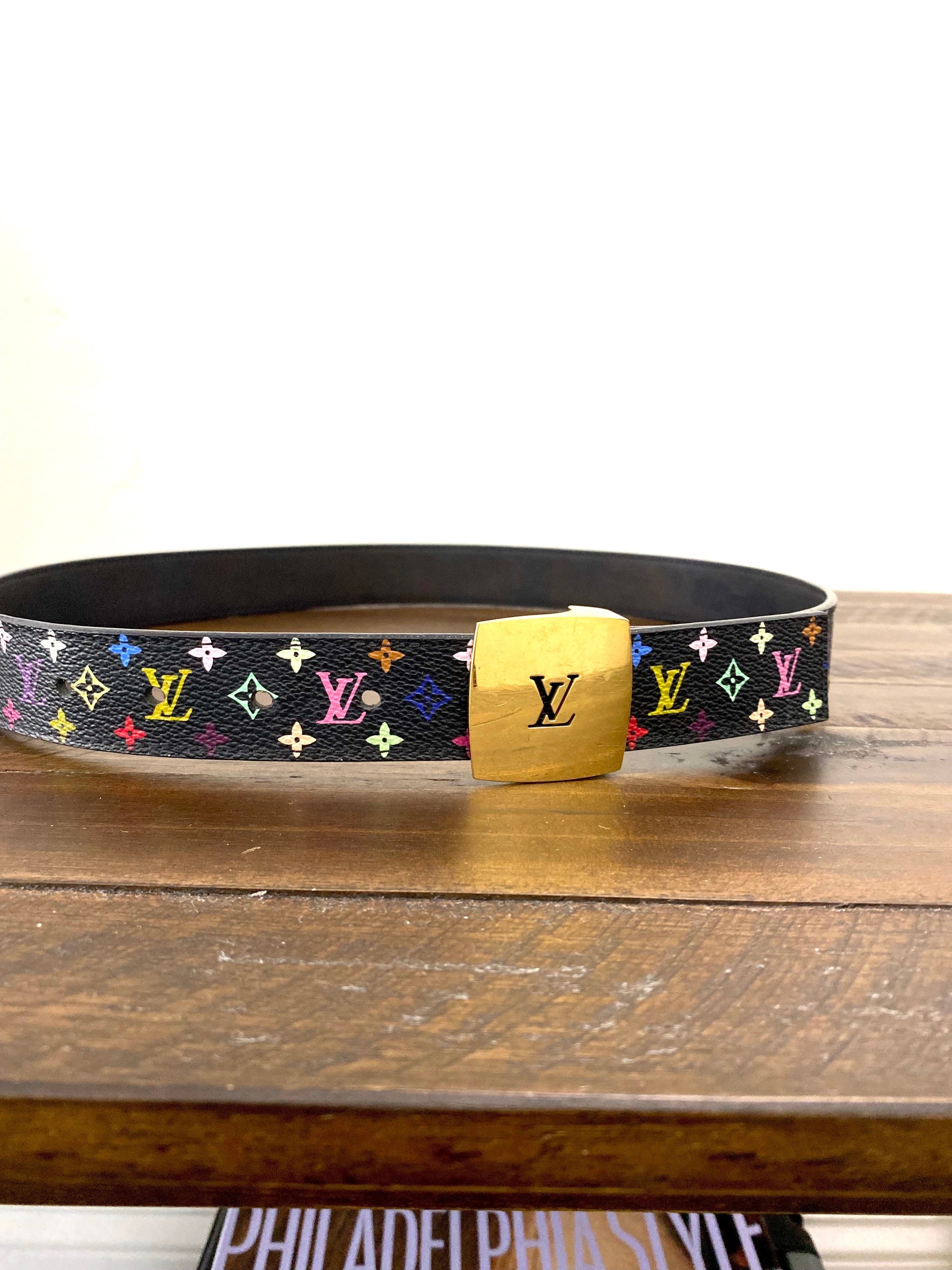 LOUIS VUITTON MULTICOLOR MONOGRAM LV CUT BELT