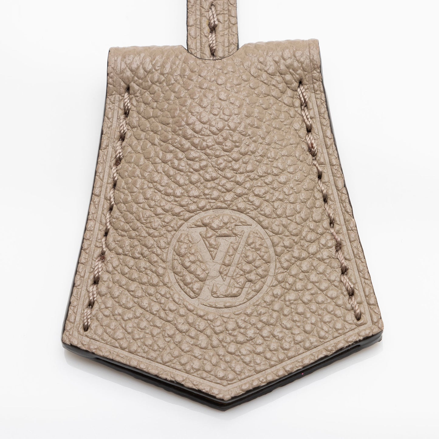 Louis Vuitton Leather Clochette (SHF-AKdPPC)
