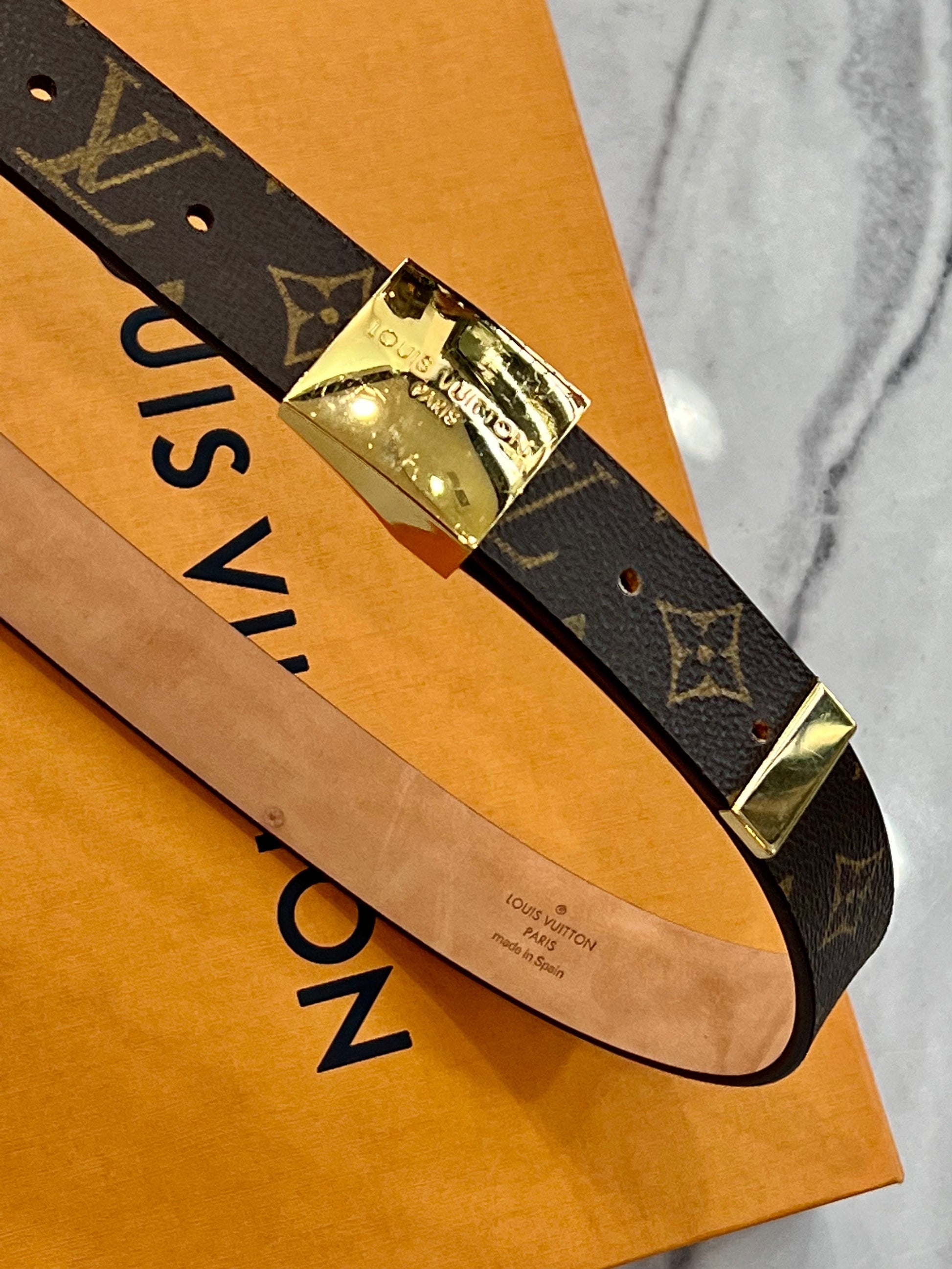 LOUIS VUITTON MONOGRAM CEINTURE CARRE BELT