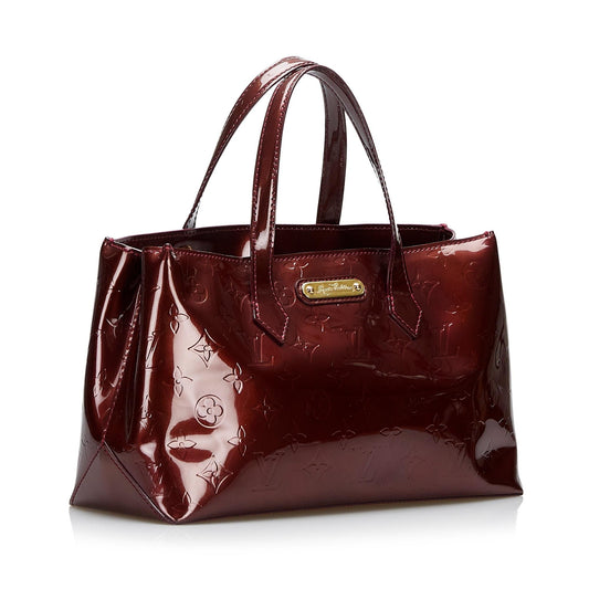 Louis Vuitton Monogram Vernis Wilshire PM (SHG-3zphEv)
