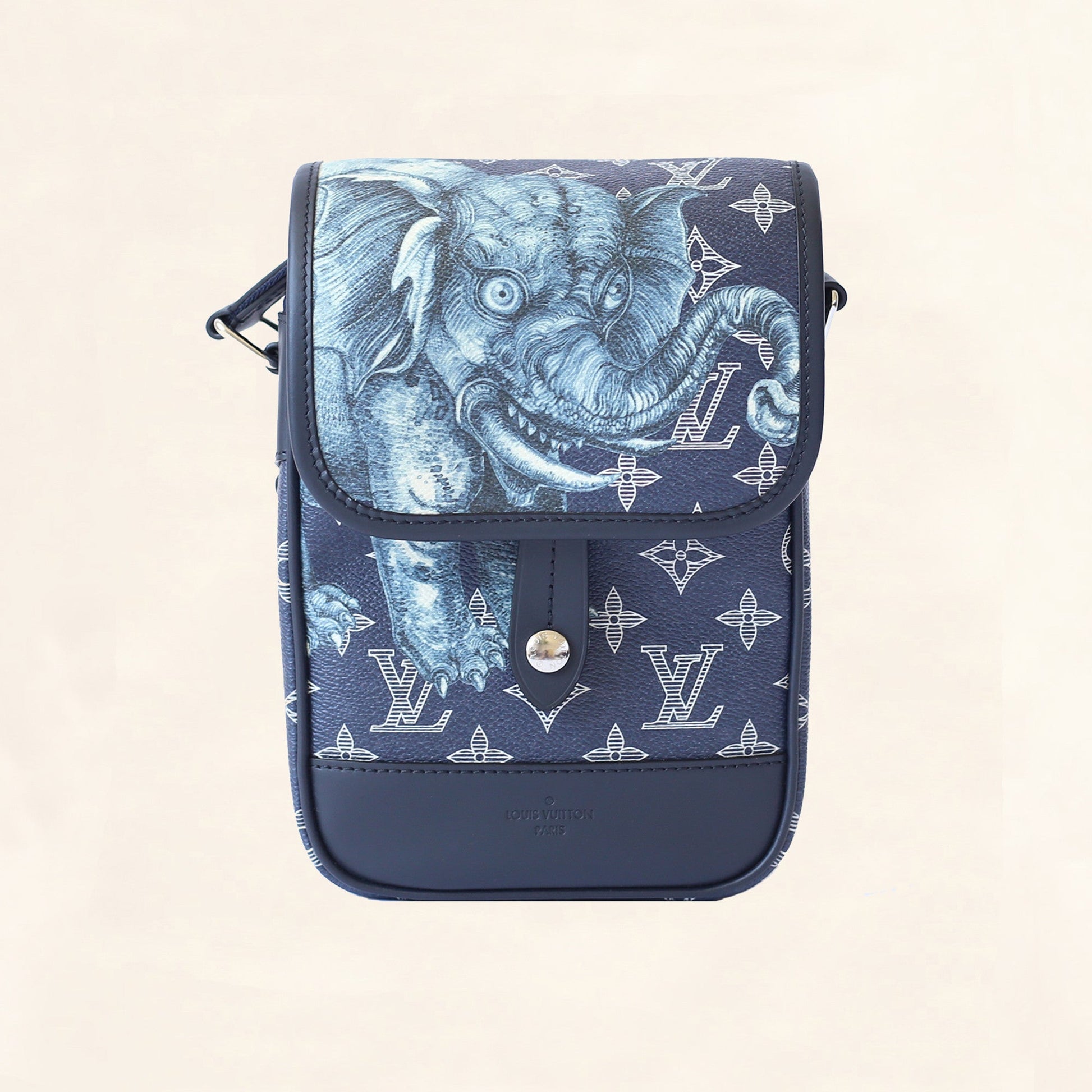 Louis Vuitton | Savane Monogram Chapman Messenger | BB Crossbody