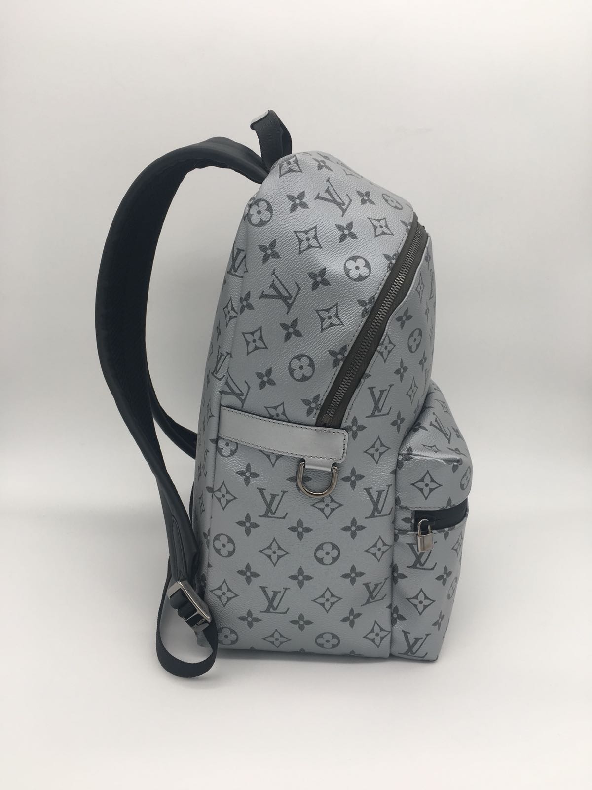 Louis Vuitton |Apollo Backpack Silver Metallic