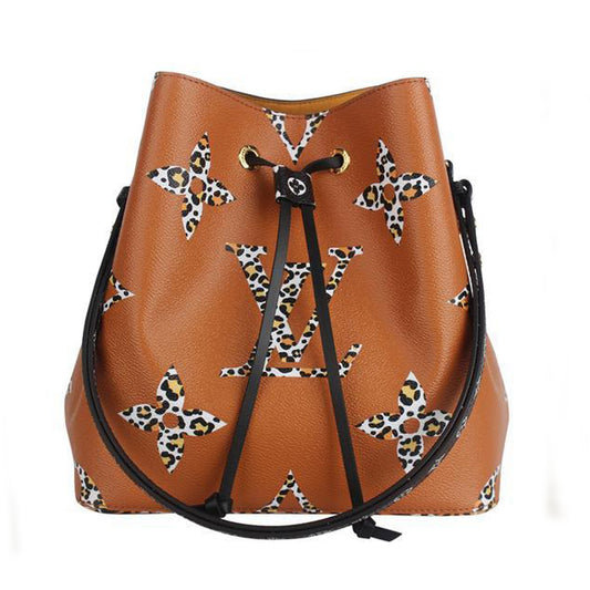 Louis Vuitton | NeoNoe Monogram Giant Jungle Crossbody