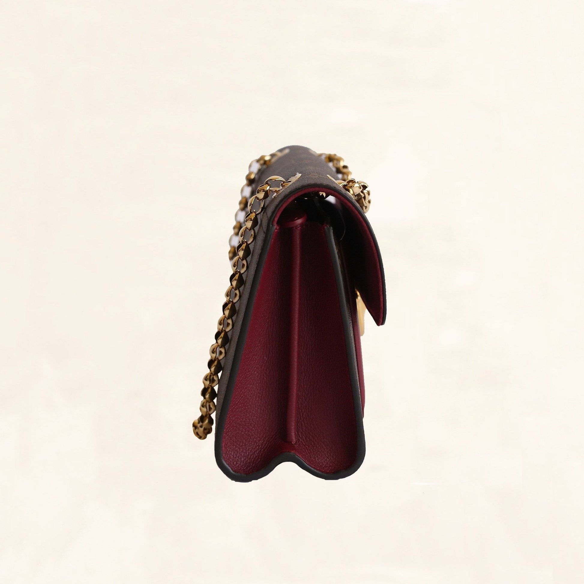 Louis Vuitton | Monogram Victoire in Raisin | One-Size Crossbody