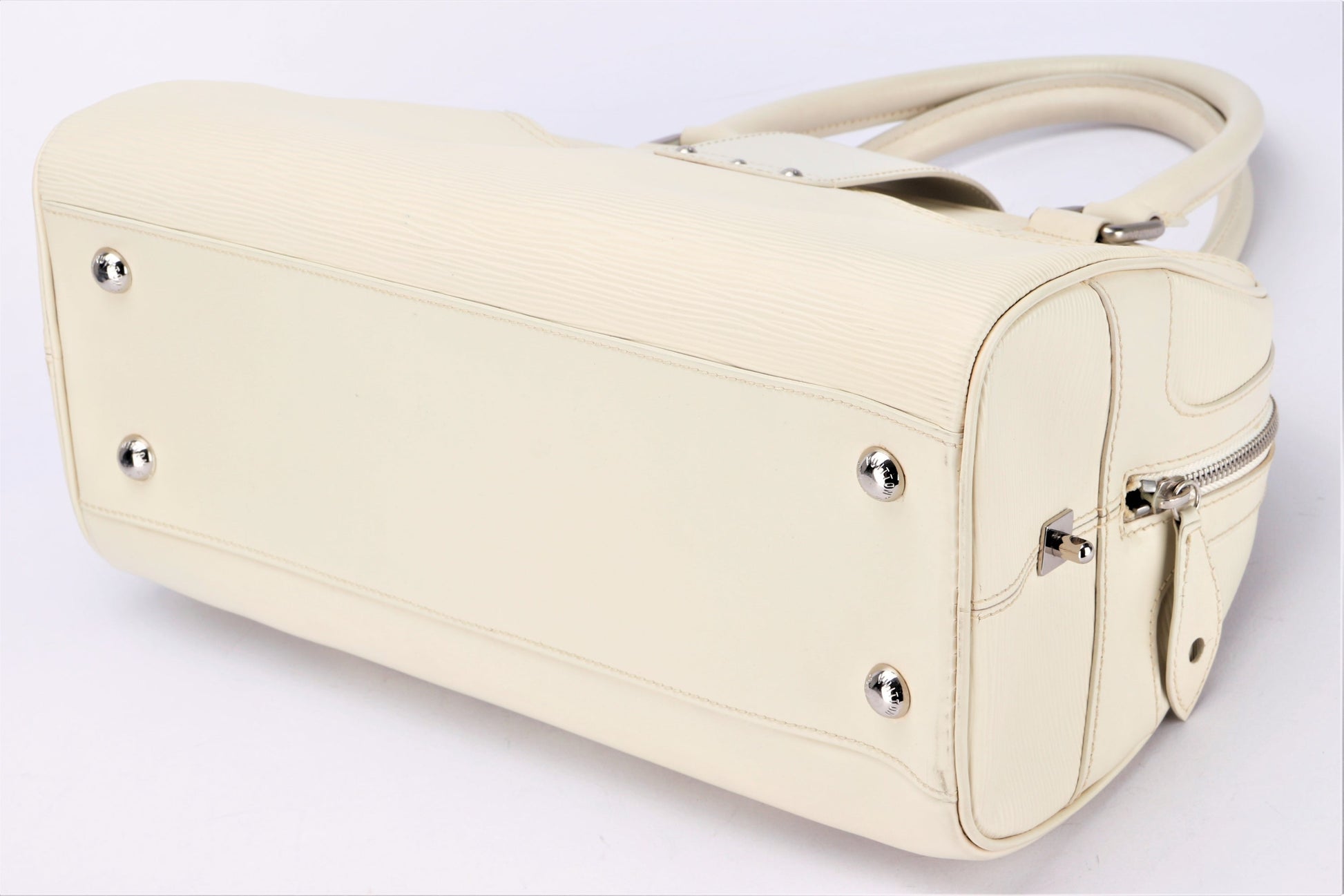 LOUIS VUITTON M5931J MONTAIGNE ( ) GM SIZE, EPI LEATHER, NO DUST COVER Handbag