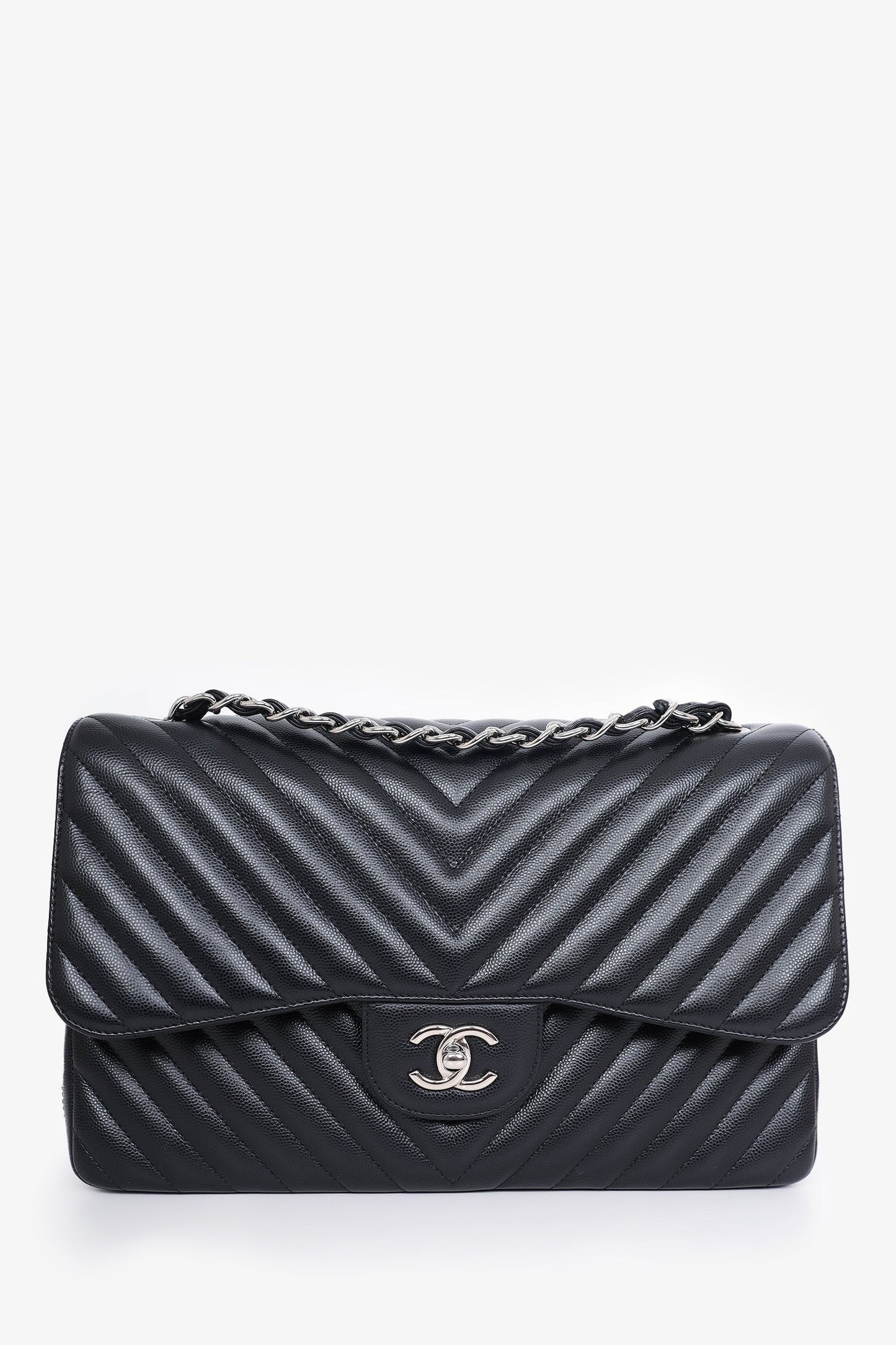 Chanel 2016-17 Black Chevron Caviar Leather Jumbo Double Flap Shoulder Bag