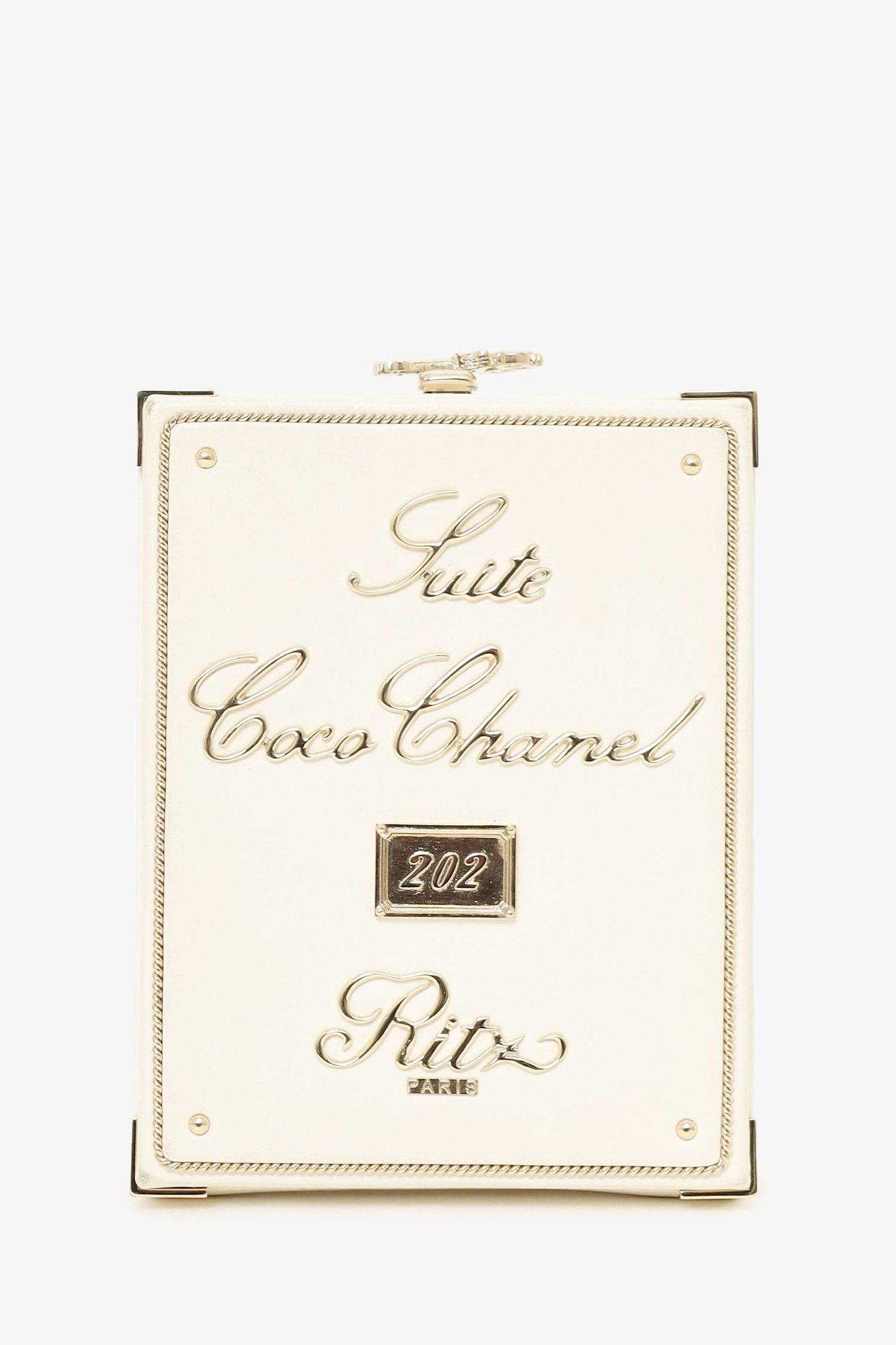 Chanel 2017-18 White Lambskin -Cosmopolite Coco In Ritz Clutch with Chain
