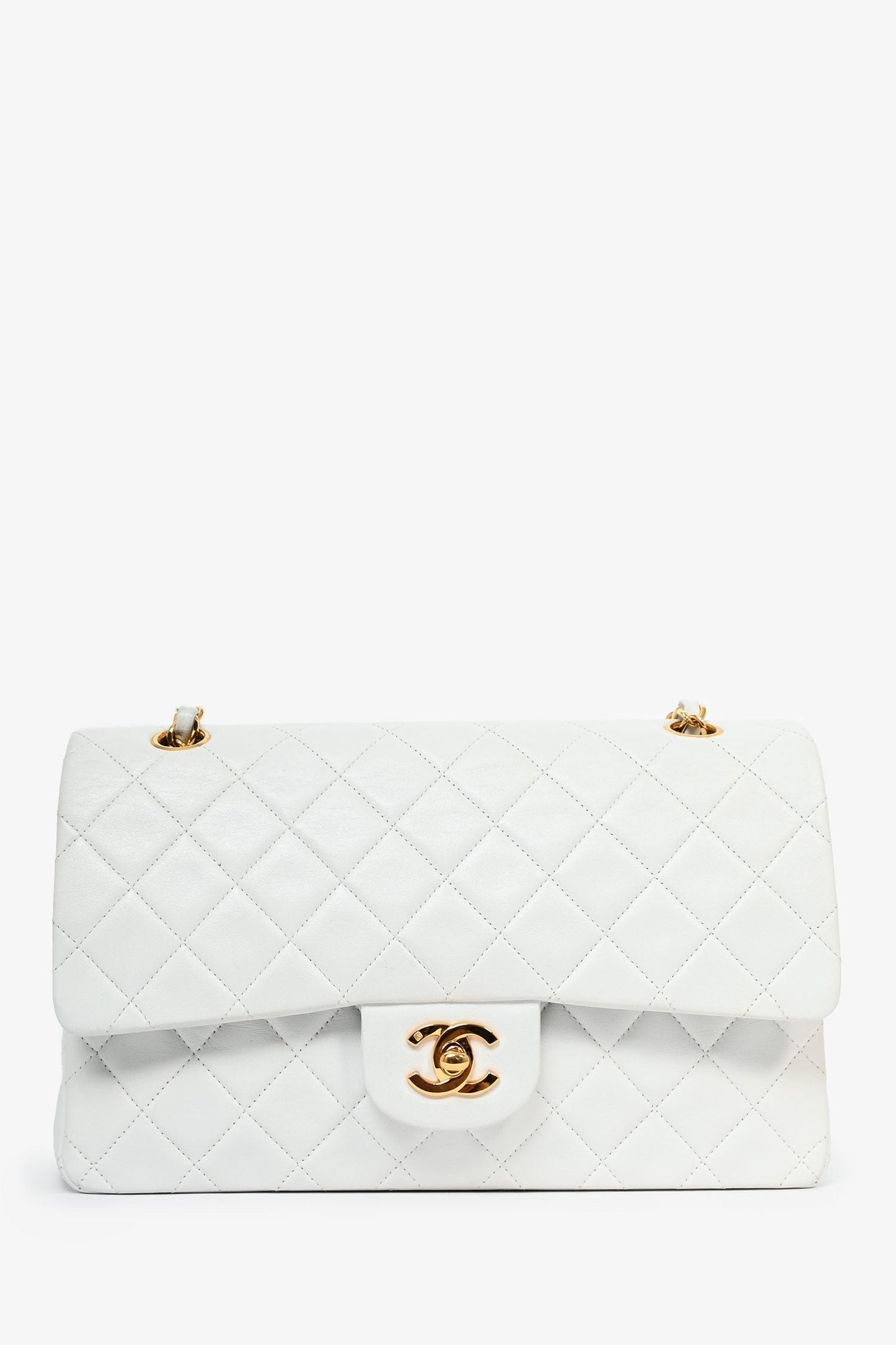Chanel 1991-94 White Quilted Leather Medium Double Flap (Refurbished) Shoulder Bag