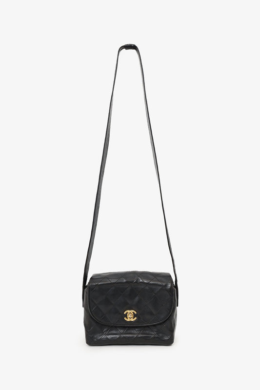Chanel 1991-94 Black Lambskin Round Flap Shoulder Bag