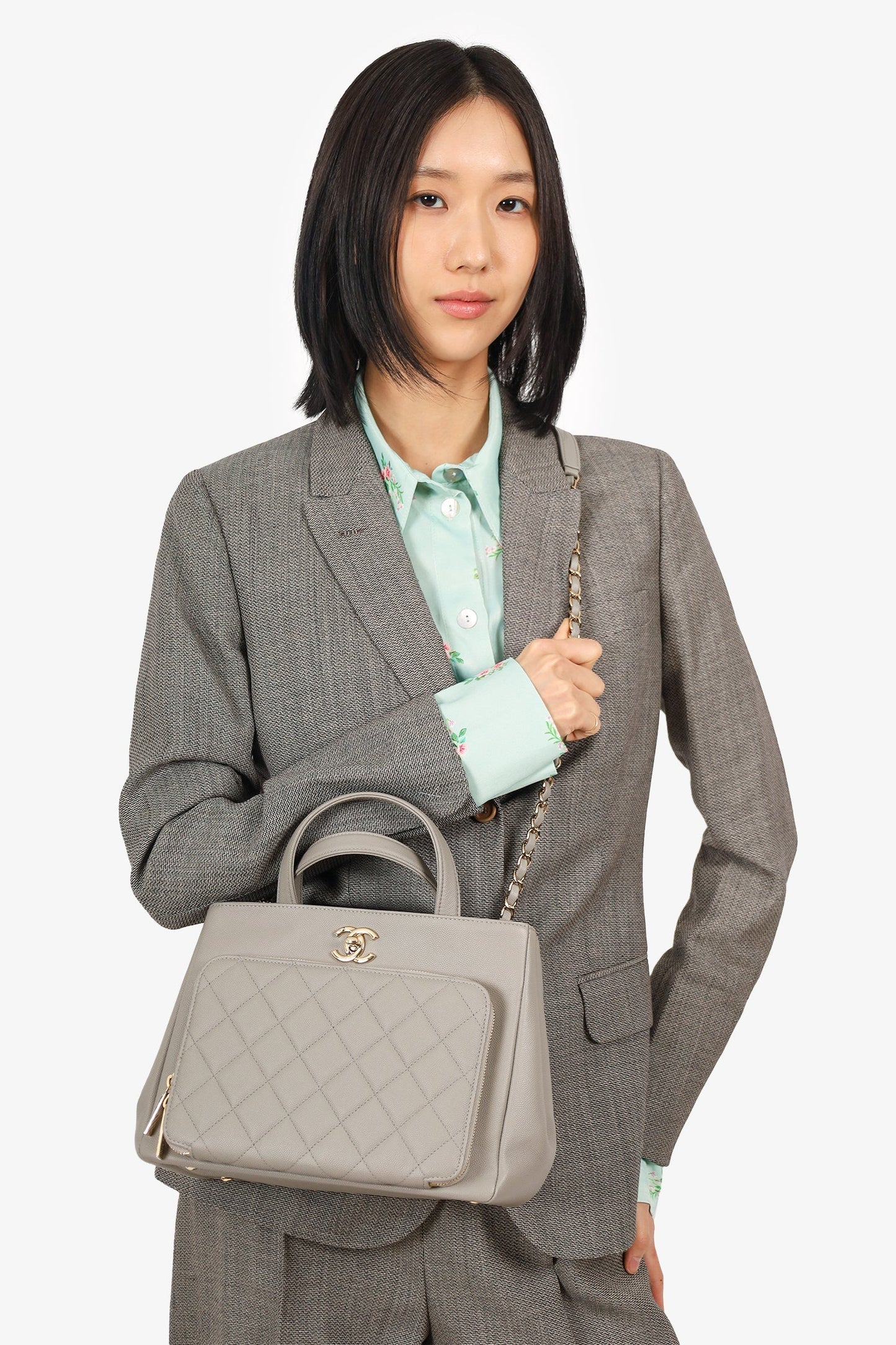 Chanel 2019 Grey Caviar Leather Quilted Small Business Affinity Shopping Tote