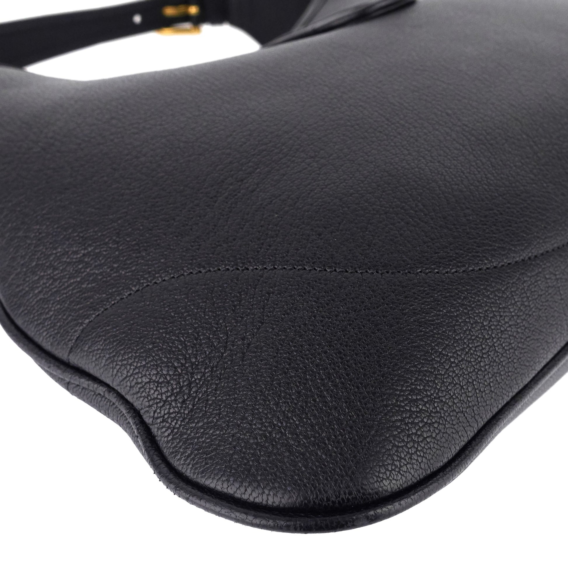 Gucci Aphrodite Medium Leather Shoulder Bag