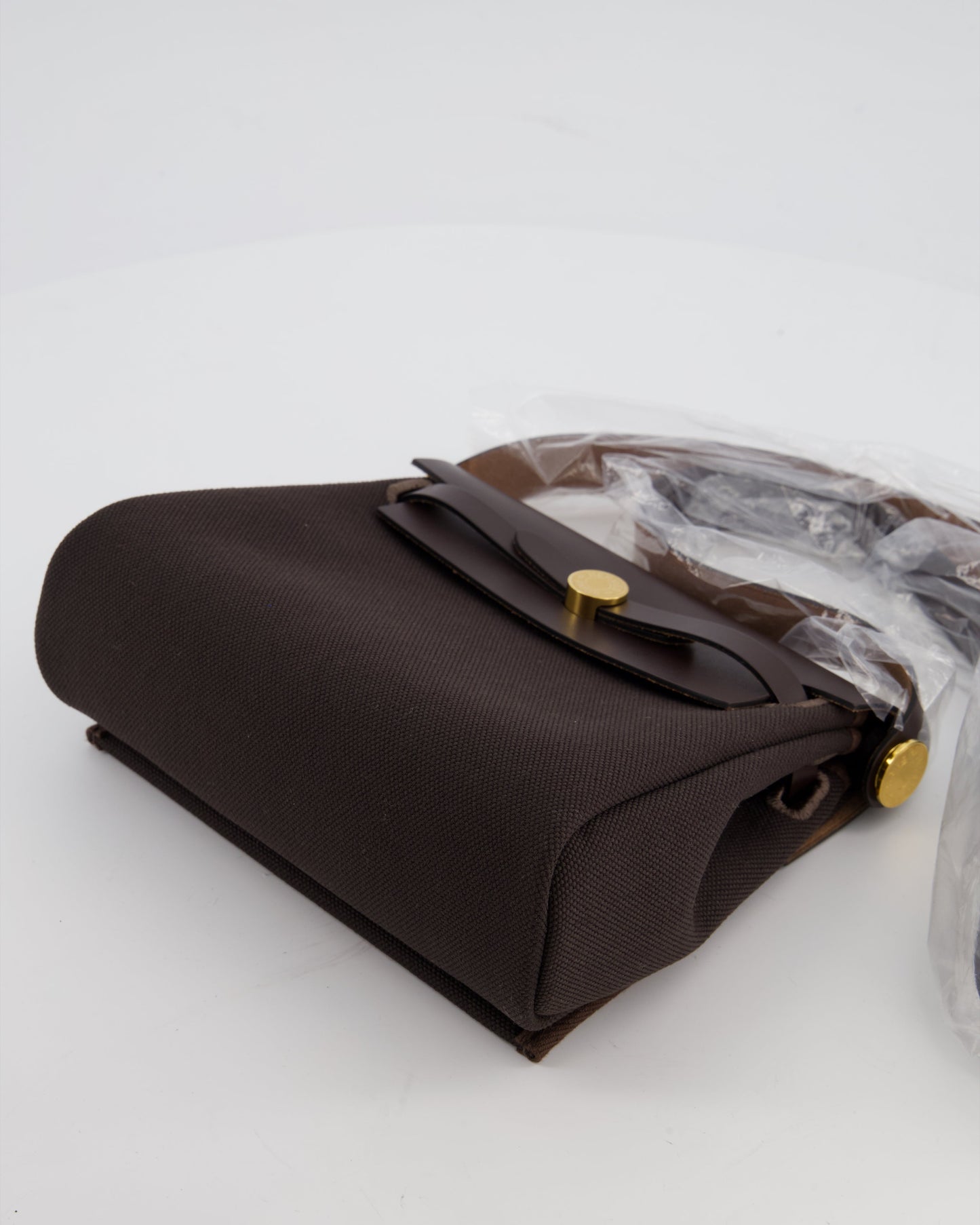 *Hot & RARE* Hermes Herbag Zip 20 Bag in Ebene Viking Canvas & Ebene Vache Hunter Leather with Gold Hardware
