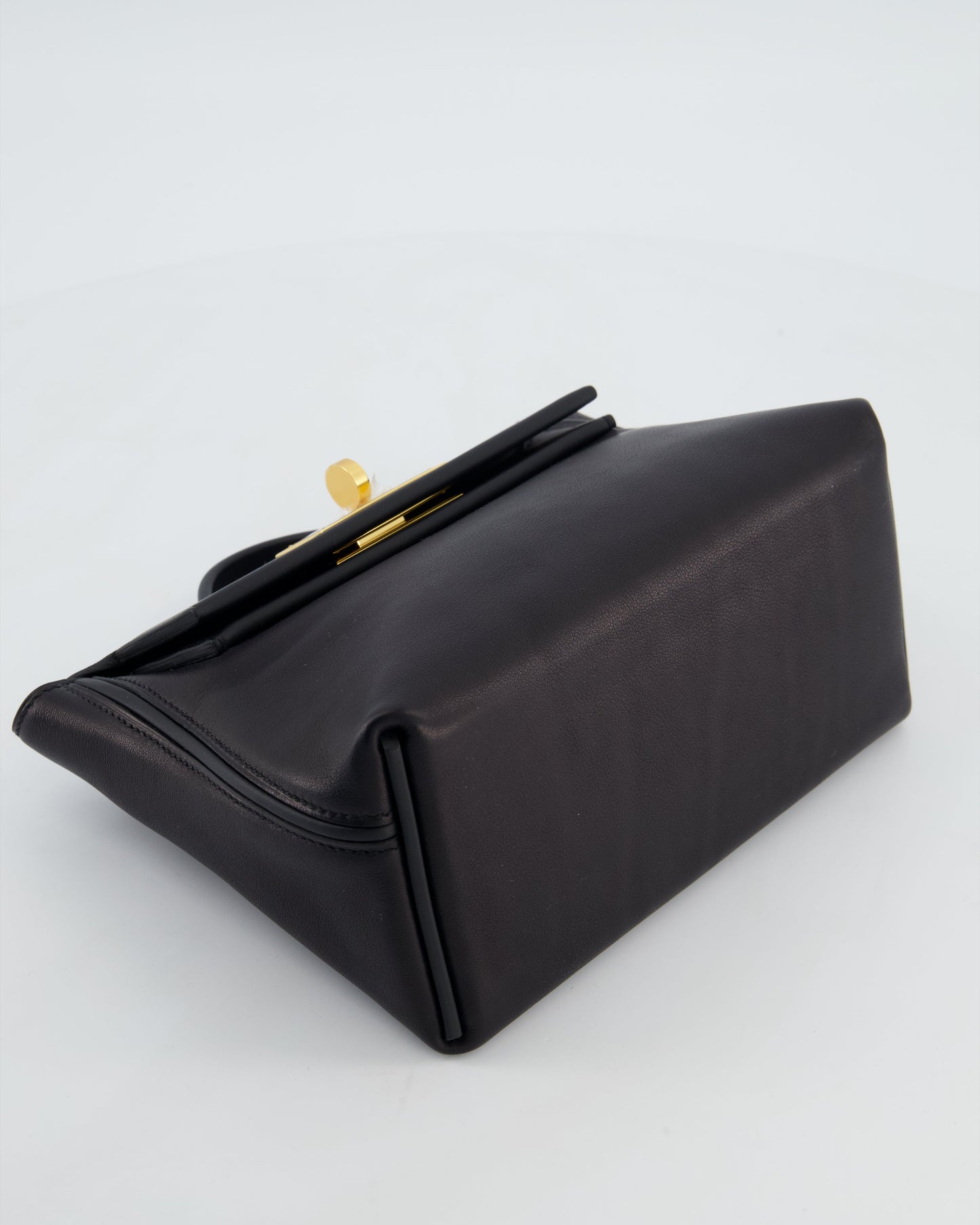 *RARE* Hermes 24/24 21 Bag in Noir Volupto and Noir Swift Leather with Gold Hardware