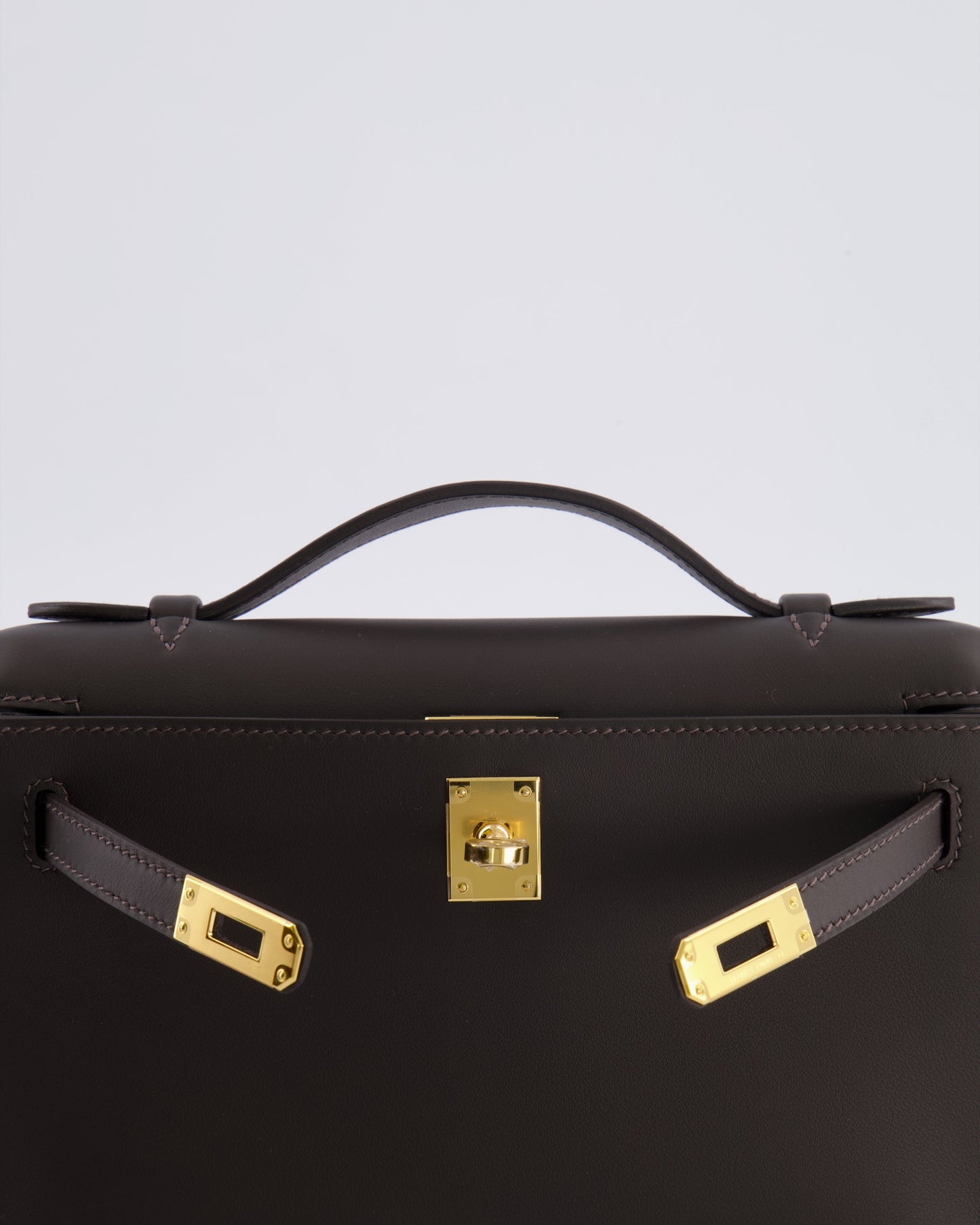 *RARE* Hermes Kelly Pochette Bag in Bai Brun Swift Leather with Gold Hardware