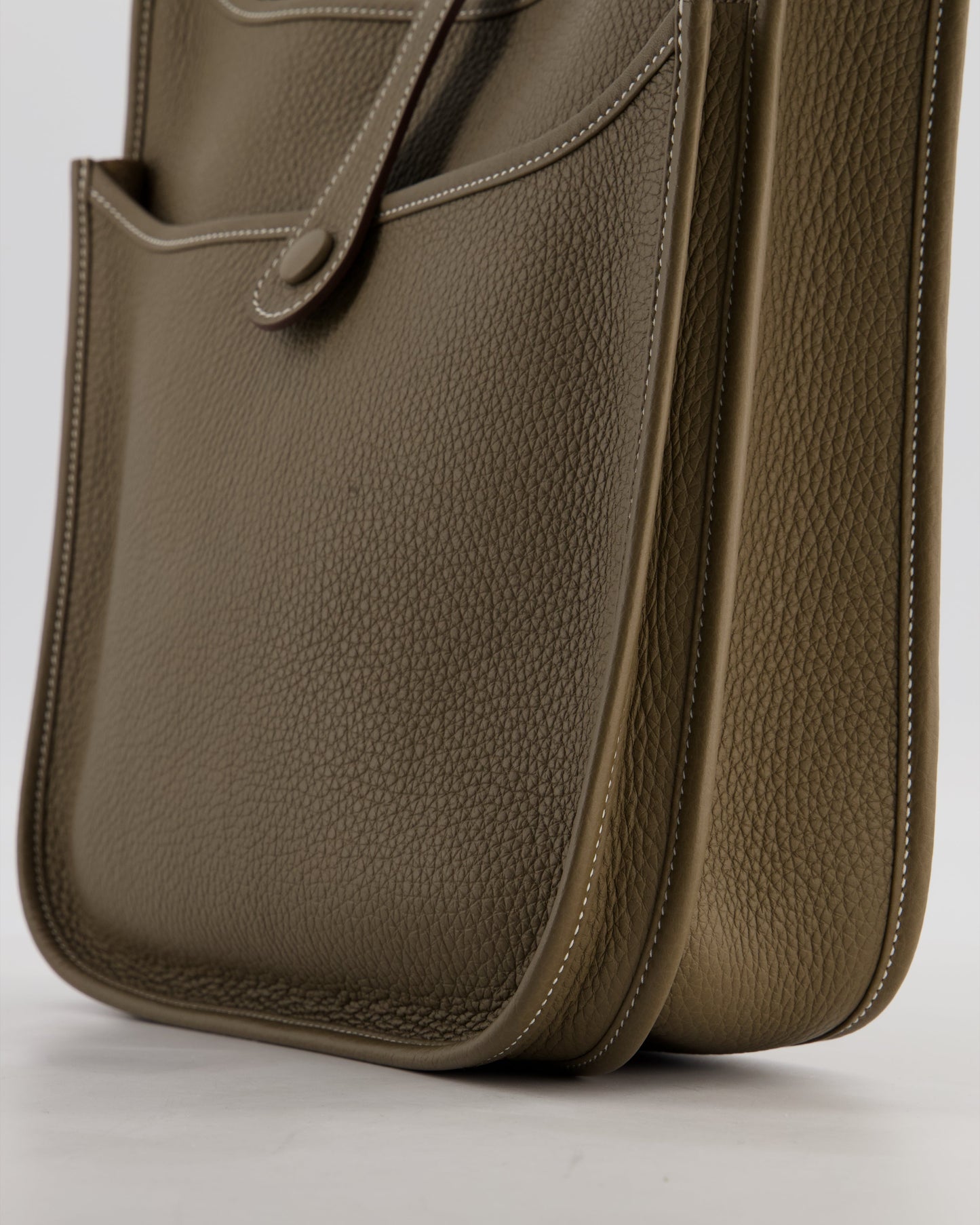 Hermes Evelyne III 29 Bag in Etoupe Taurillon Clemence Leather with Gold Hardware