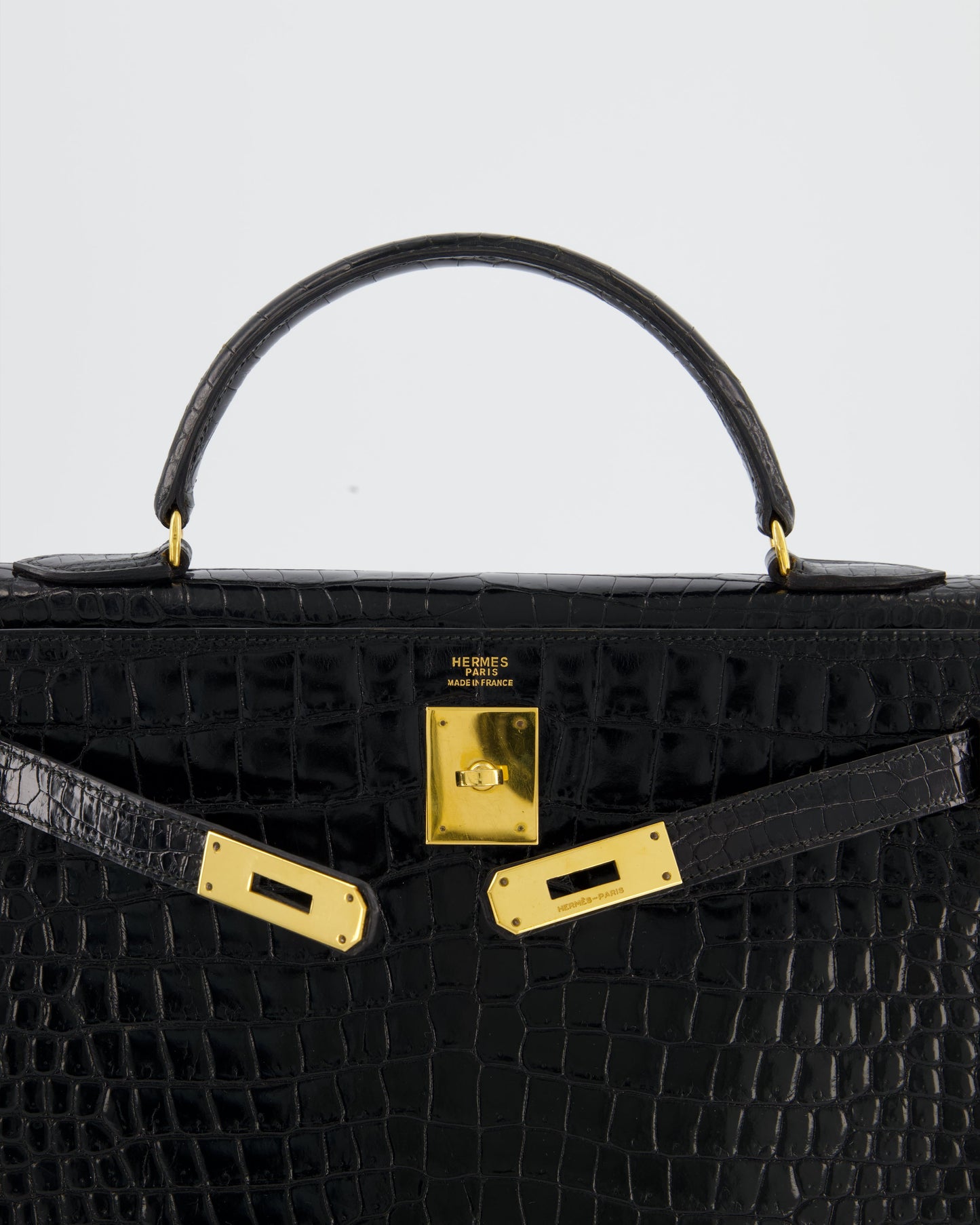 *HOT* Hermes Vintage Kelly 32 Sellier Bag in Noir Porosus Crocodile Leather with Gold Hardware
