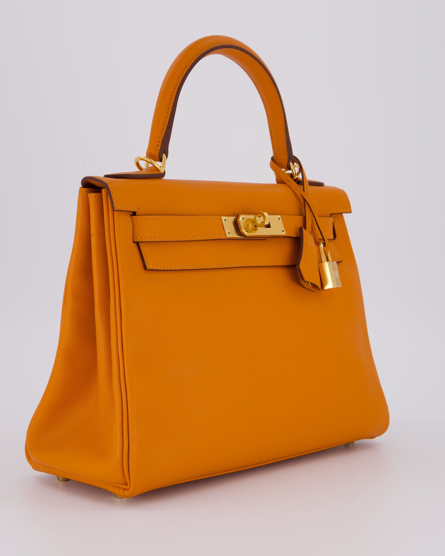 Hermes Kelly 28 Retourne Bag in Abricot Evercolor Leather with Gold Hardware