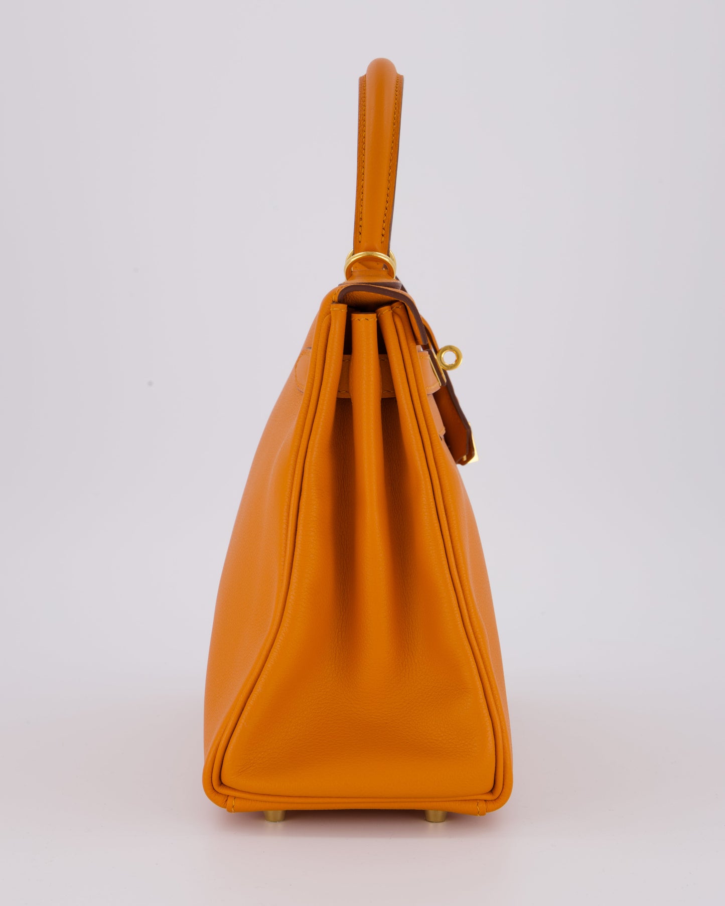 Hermes Kelly 28 Retourne Bag in Abricot Evercolor Leather with Gold Hardware
