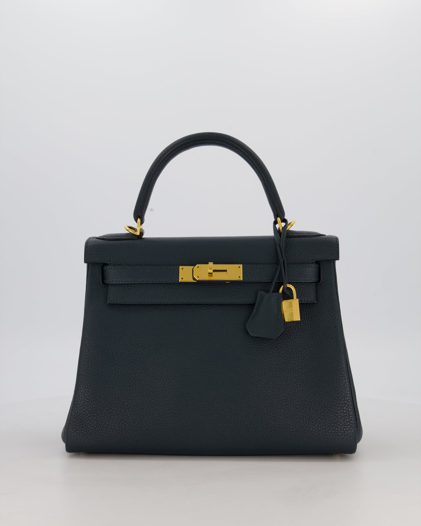 Hermes Kelly 28 Retourne Bag in Vert Cypress Togo Leather with Gold Hardware