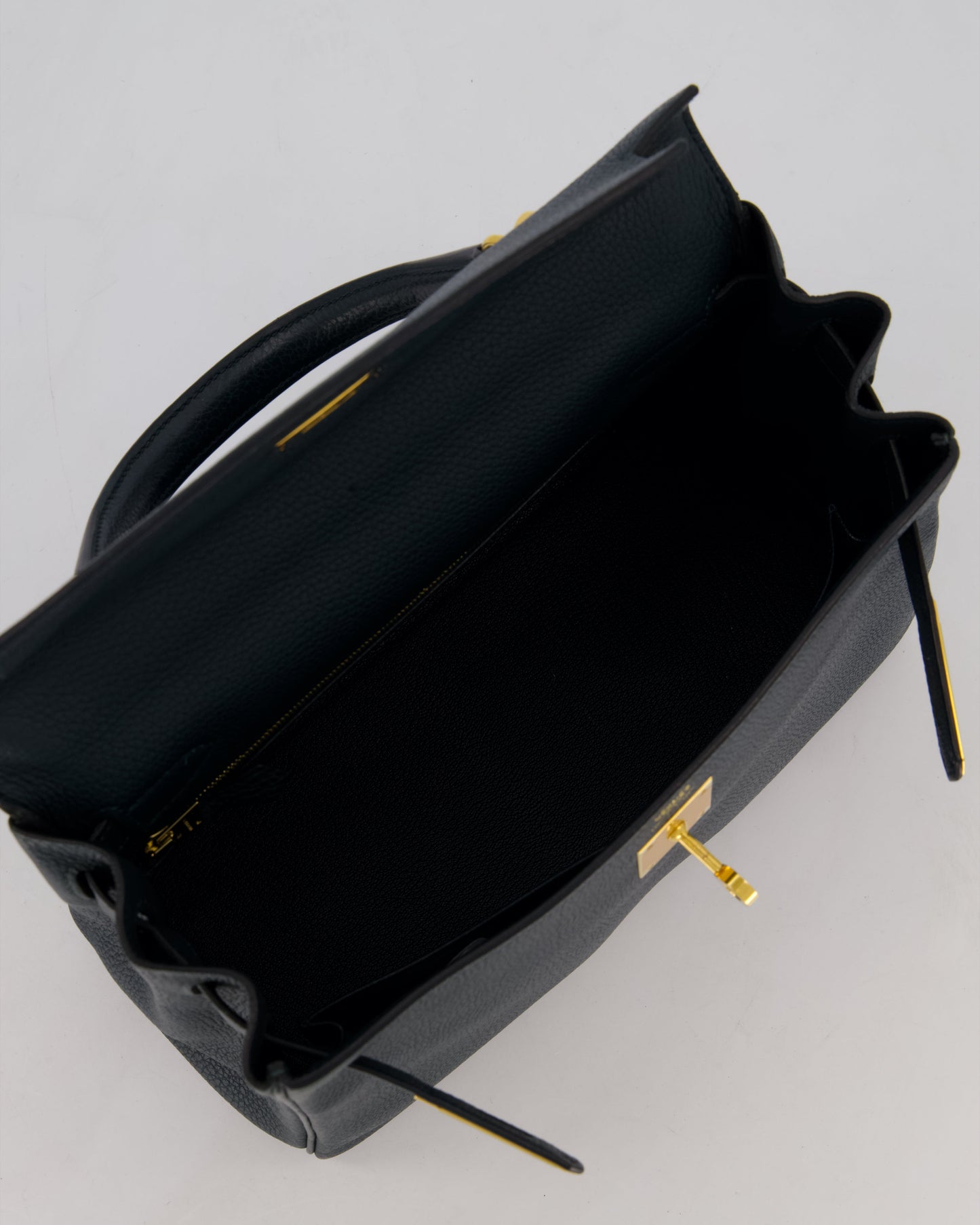 Hermes Kelly 28 Retourne Bag in Vert Cypress Togo Leather with Gold Hardware
