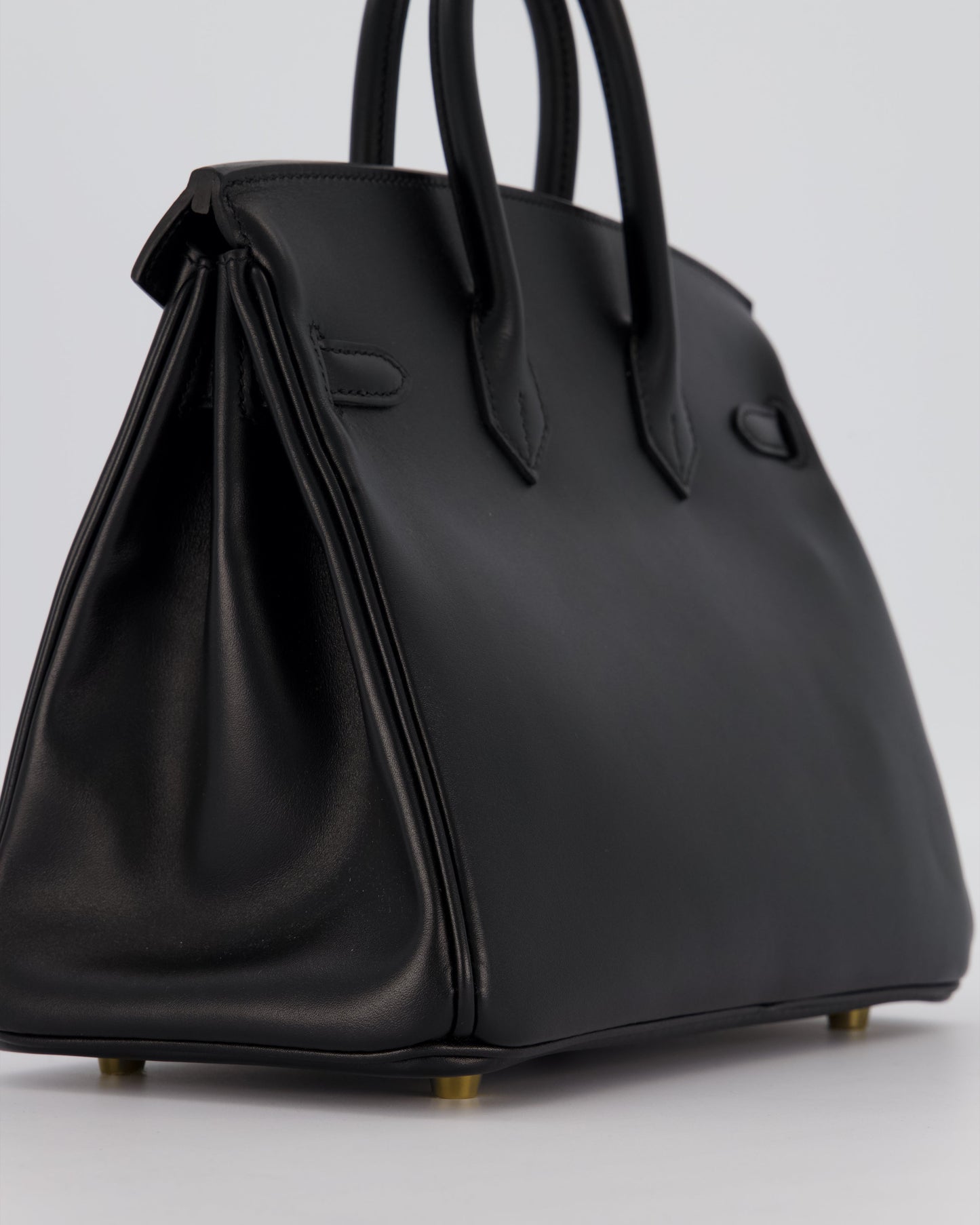 *RARE* Hermes Birkin 25 Retourne Bag in Noir Tadelakt Leather with Gold Hardware