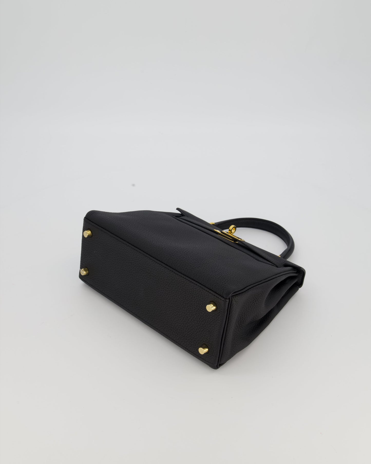 Hermes Kelly 25 Retourne Bag in Noir Togo Leather with Gold Hardware